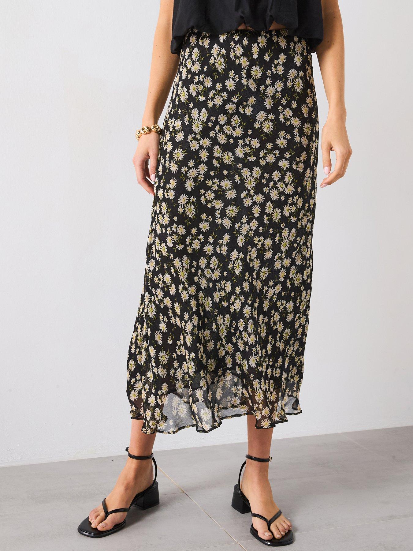 mango-long-floral-flared-skirt-black