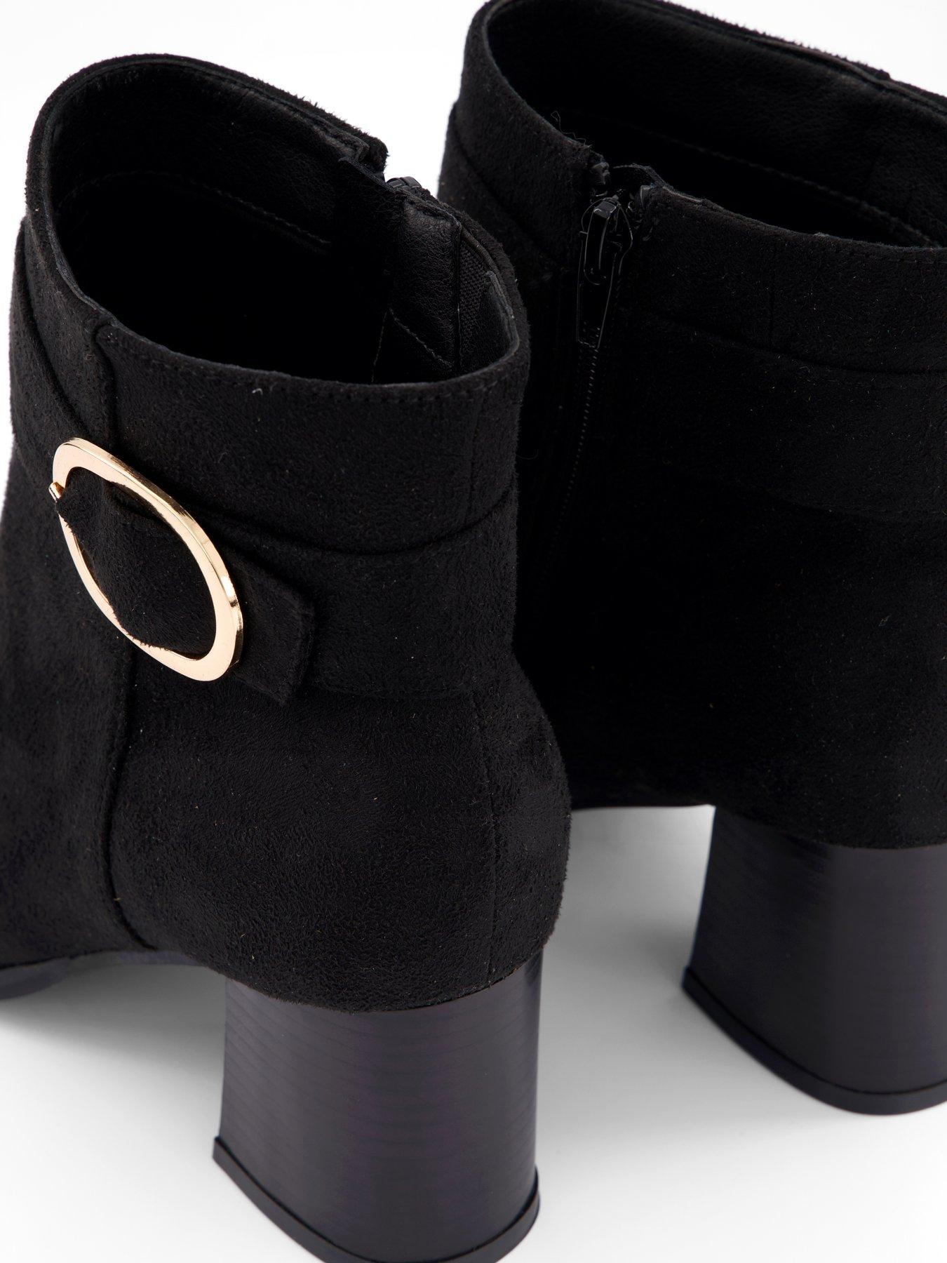 Image 6 of 6 of V by Very Wide Block Heel Chunky Chelsea Ankle Boot - Black