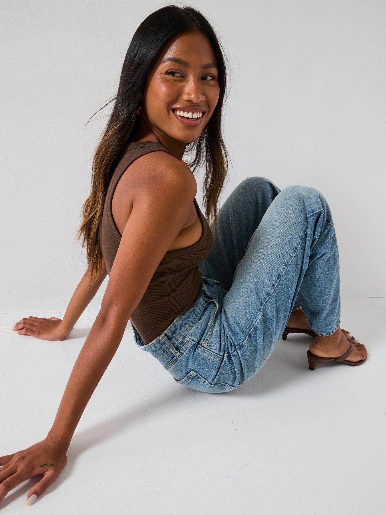Image 4 of 6 of V by Very High Waist Soft Barrel Leg Jeans - Mid Wash