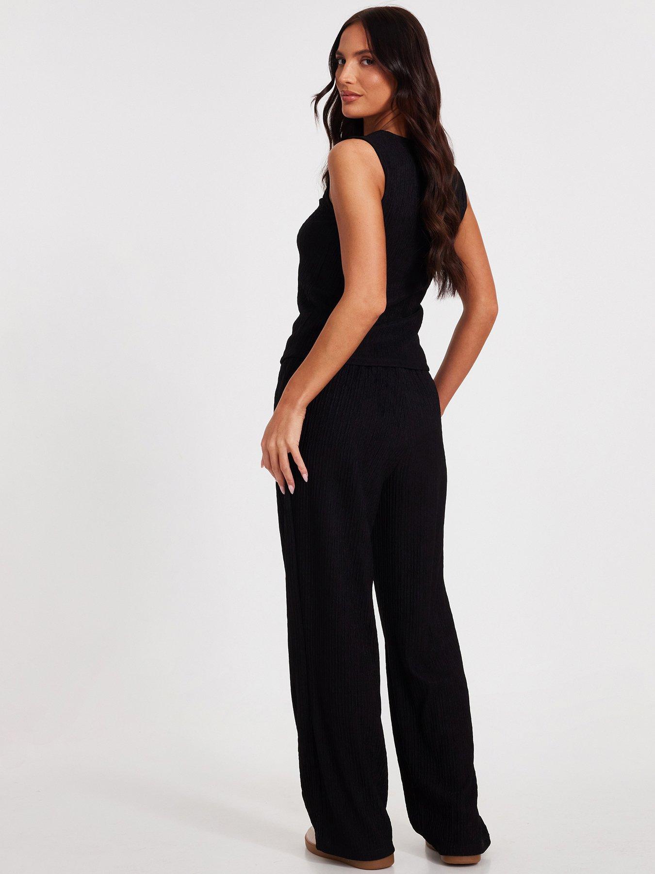  image of quiz-black-v-neck-textured-waistcoat