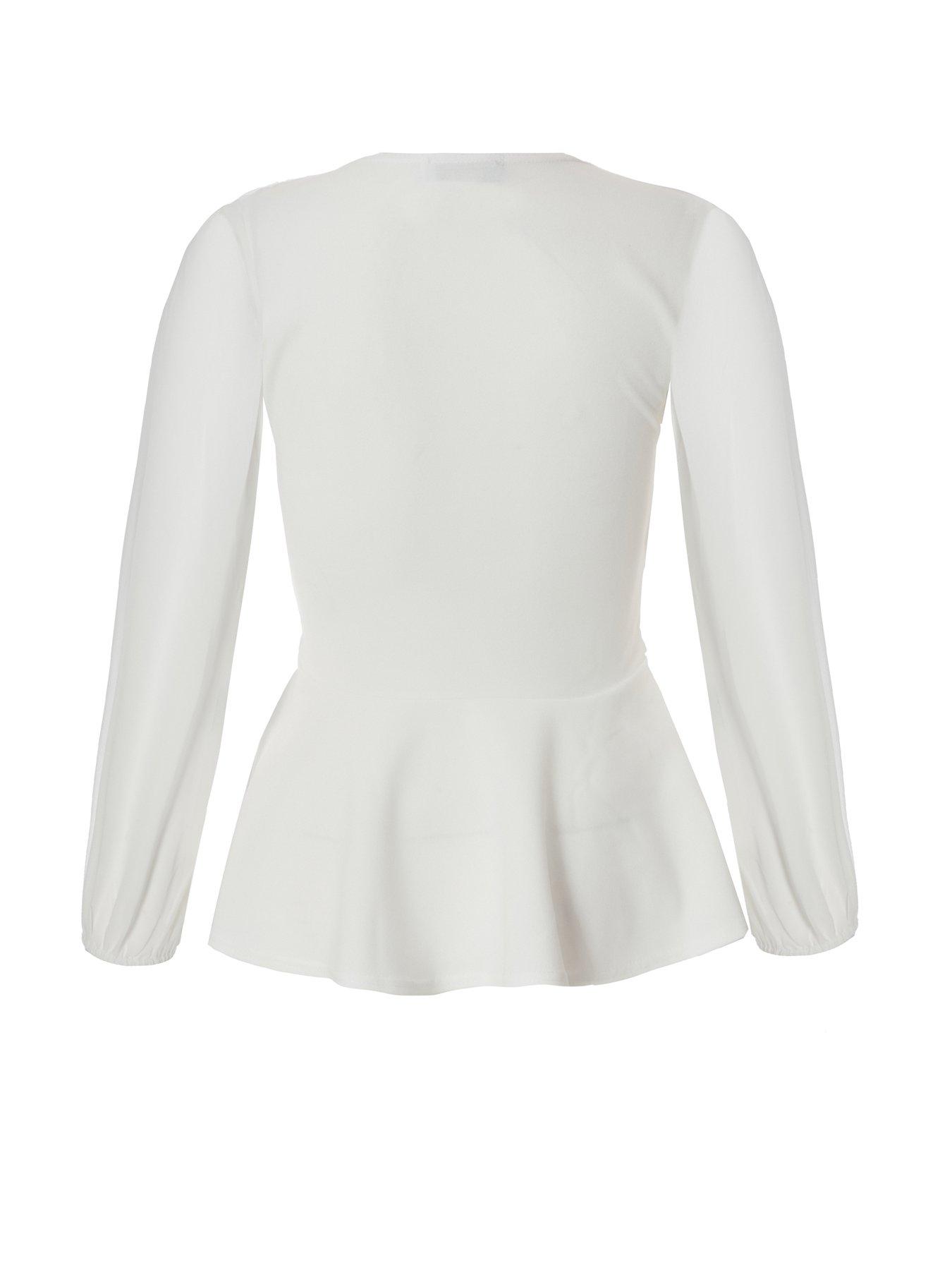  image of quiz-cream-wrap-front-buckle-top