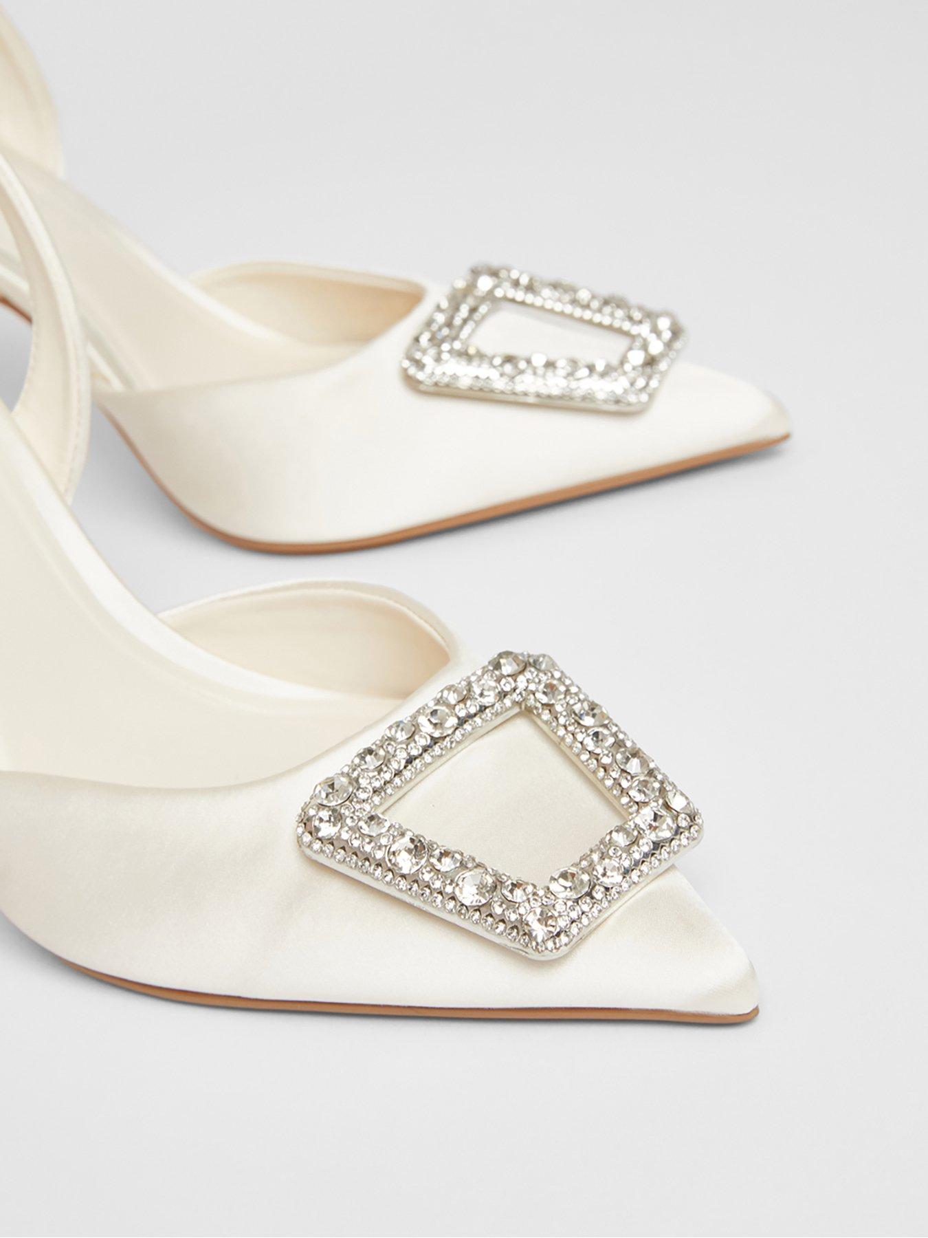  image of quiz-bridal-white-brooch-court-heels