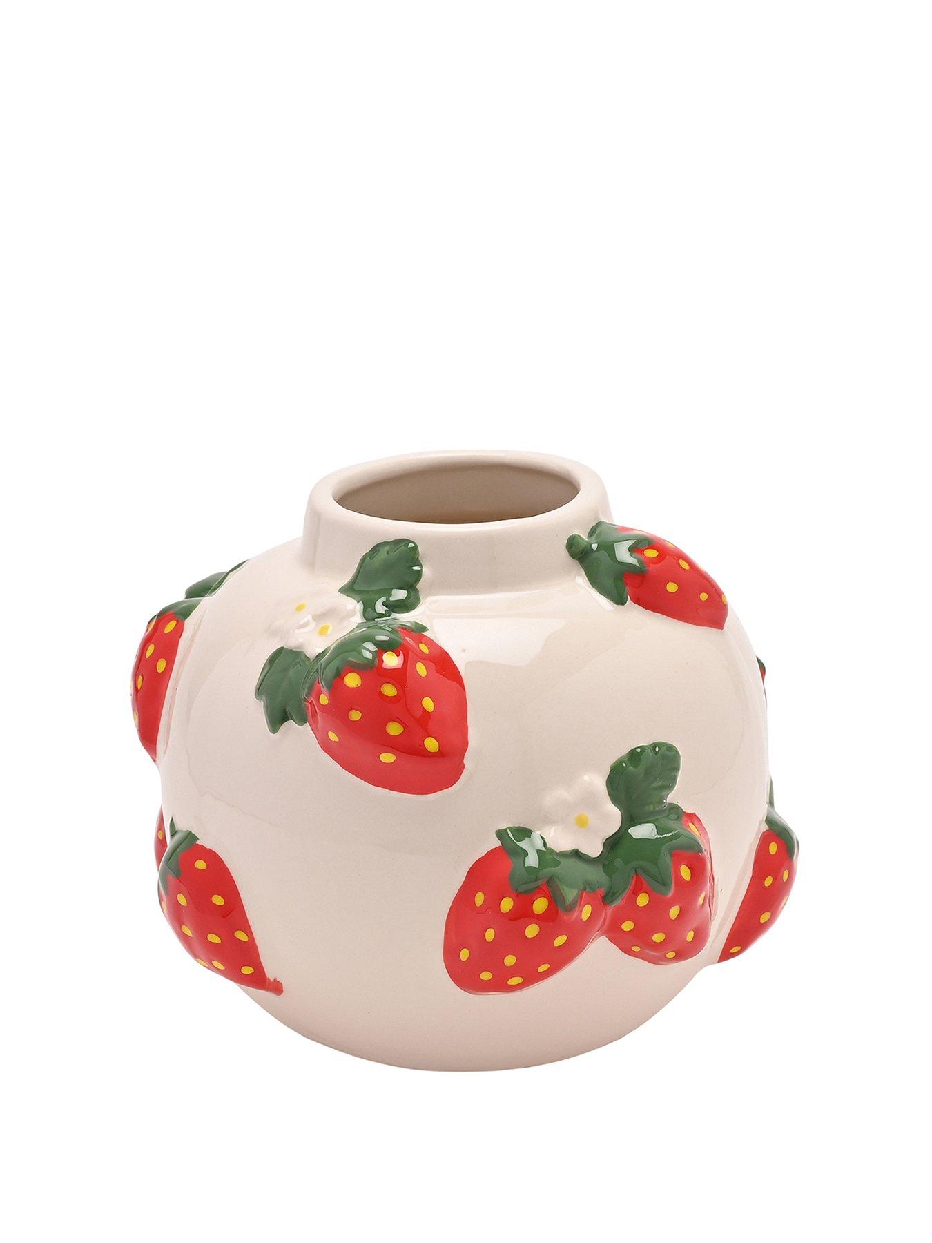 hestia-the-cottage-garden-hand-painted-vase-small-strawberry