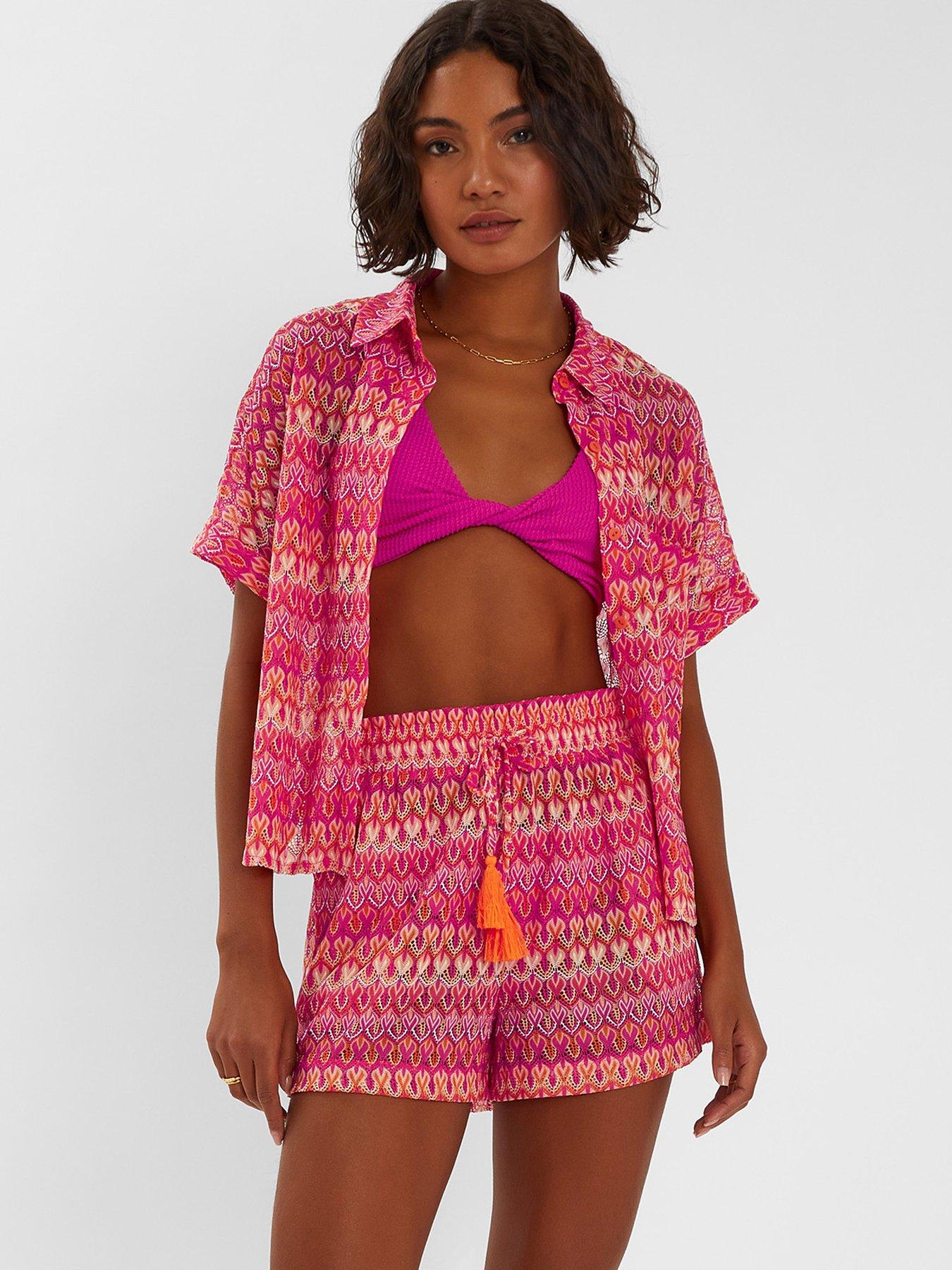 accessorize-crochet-shirt-brights
