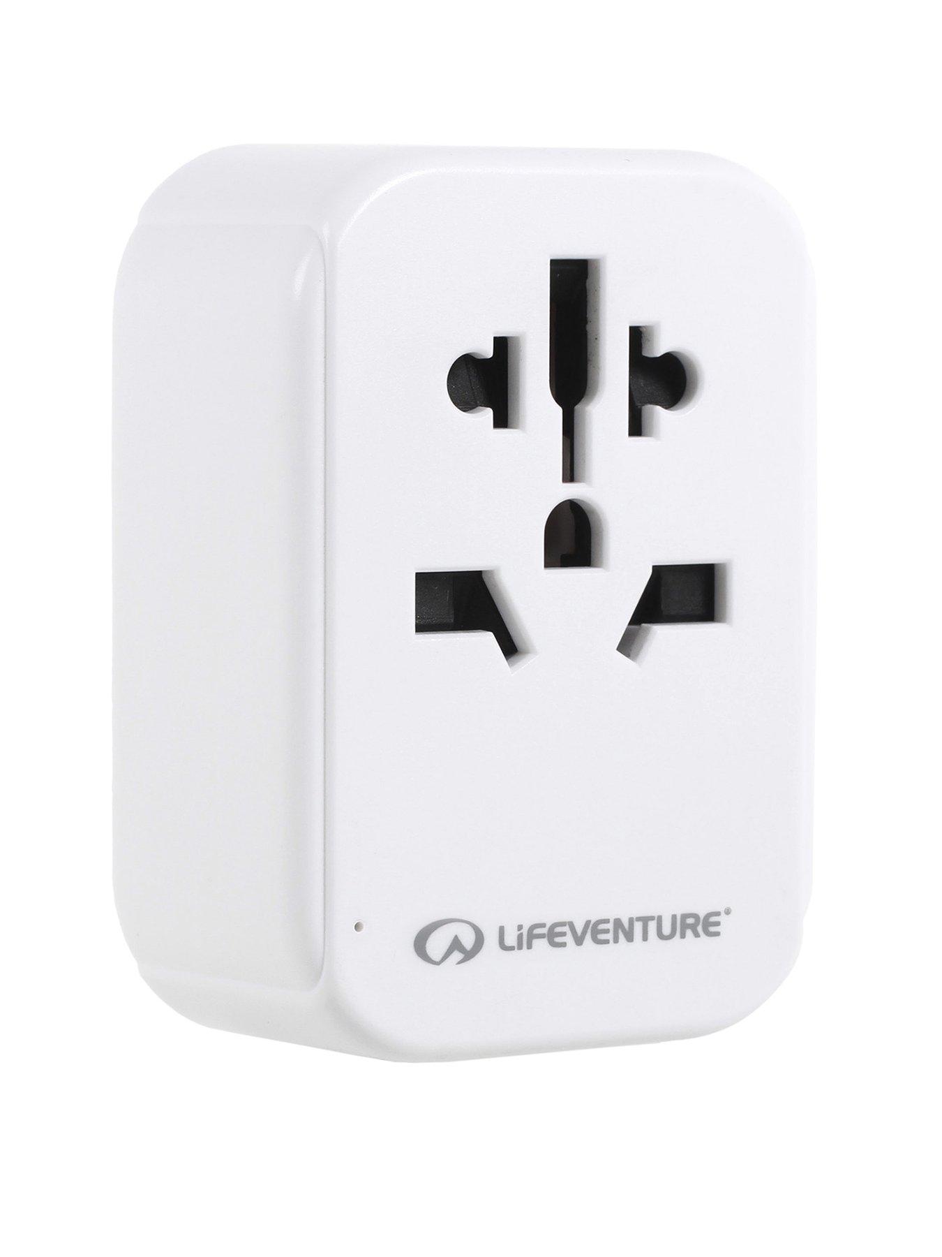 lifeventure-european-travel-adaptor-with-usb-usb-c
