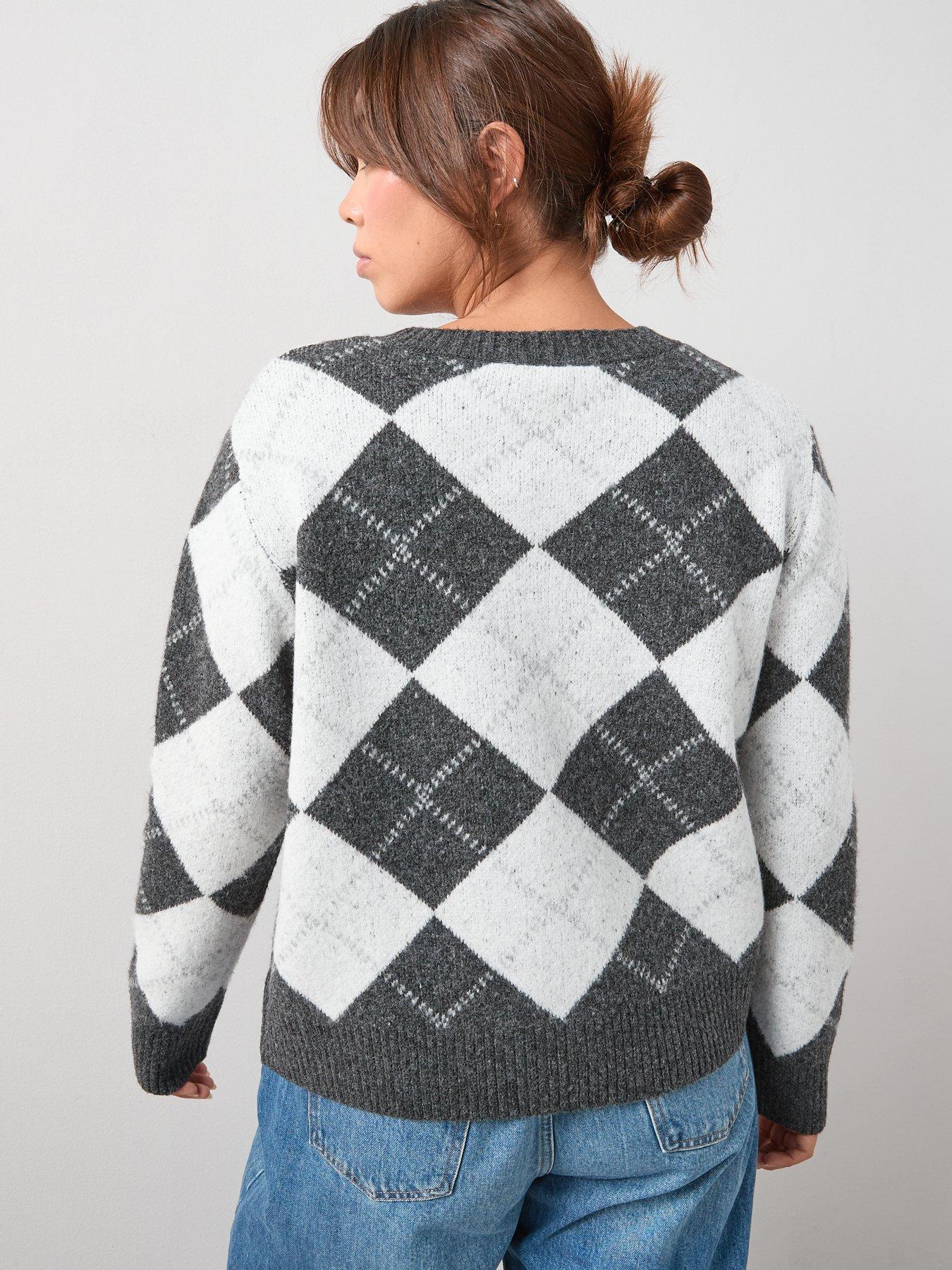 Image 2 of 7 of V by Very Curve Argyle Button Through Crew Neck Cardigan - Grey