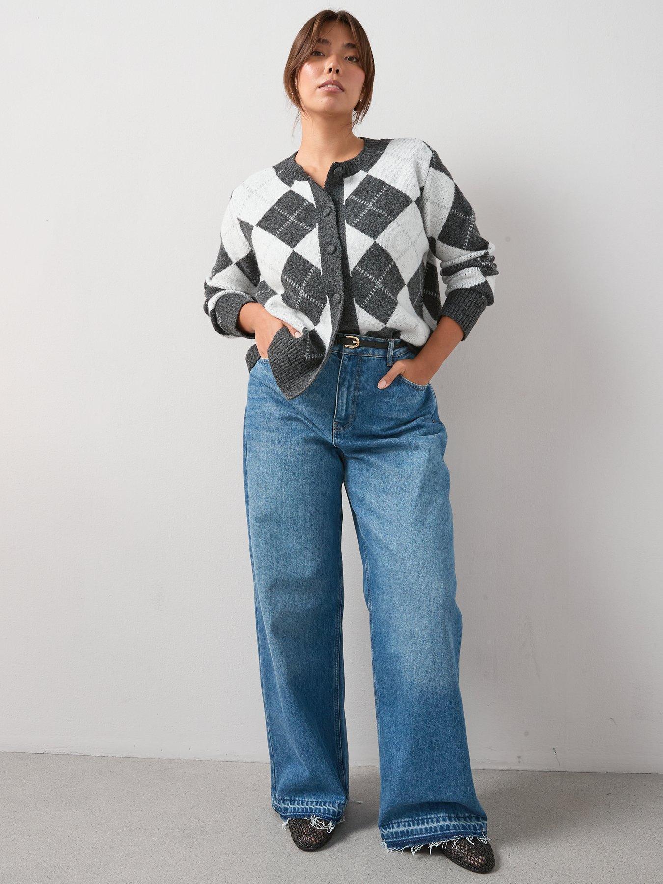 Image 3 of 7 of V by Very Curve Argyle Button Through Crew Neck Cardigan - Grey