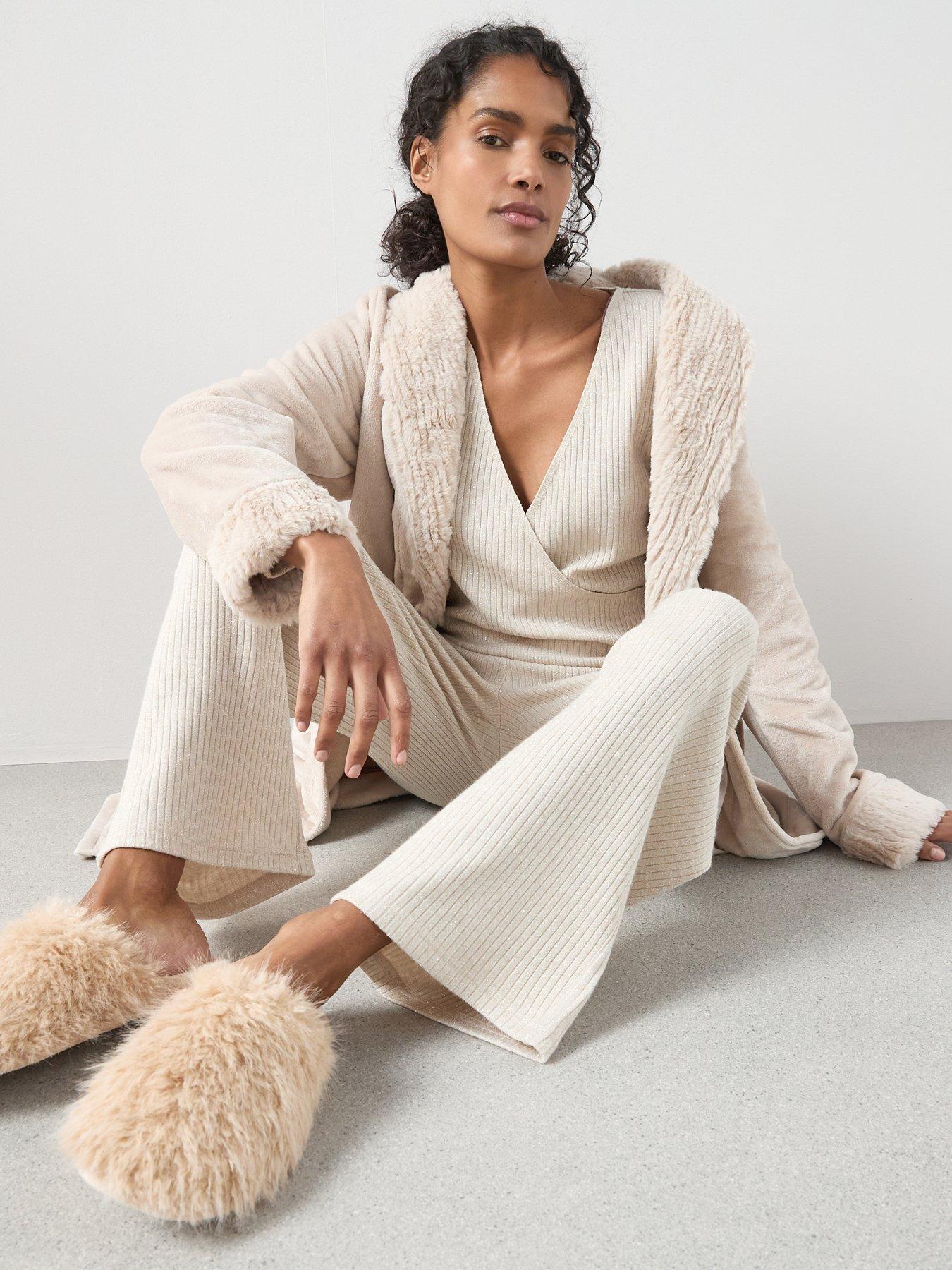 Image 6 of 6 of The Very Collection Faux Fur Trim Dressing Gown - Cream