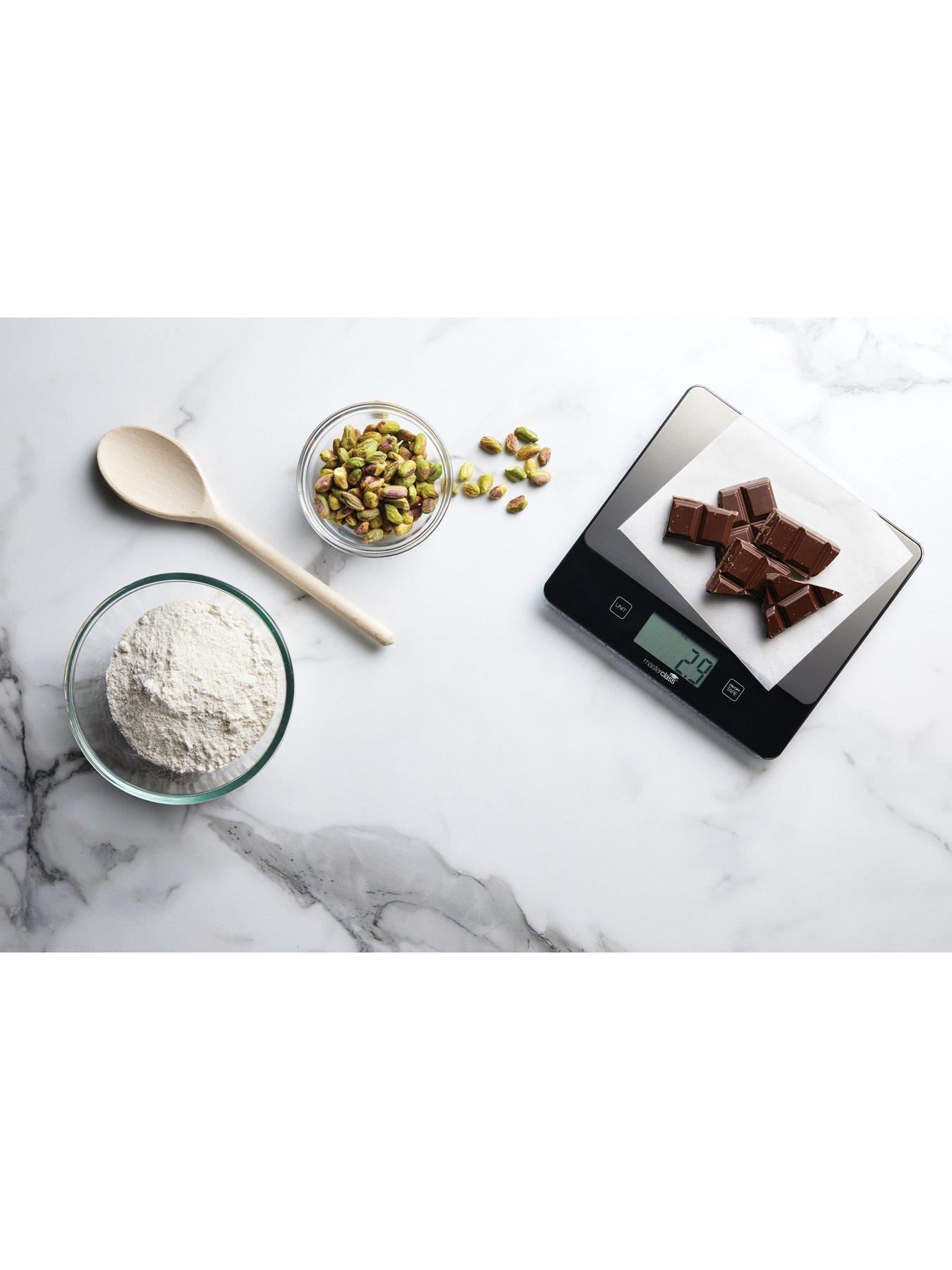 Image 4 of 4 of MasterClass Electronic Duo Dry and Liquid Kitchen Scales