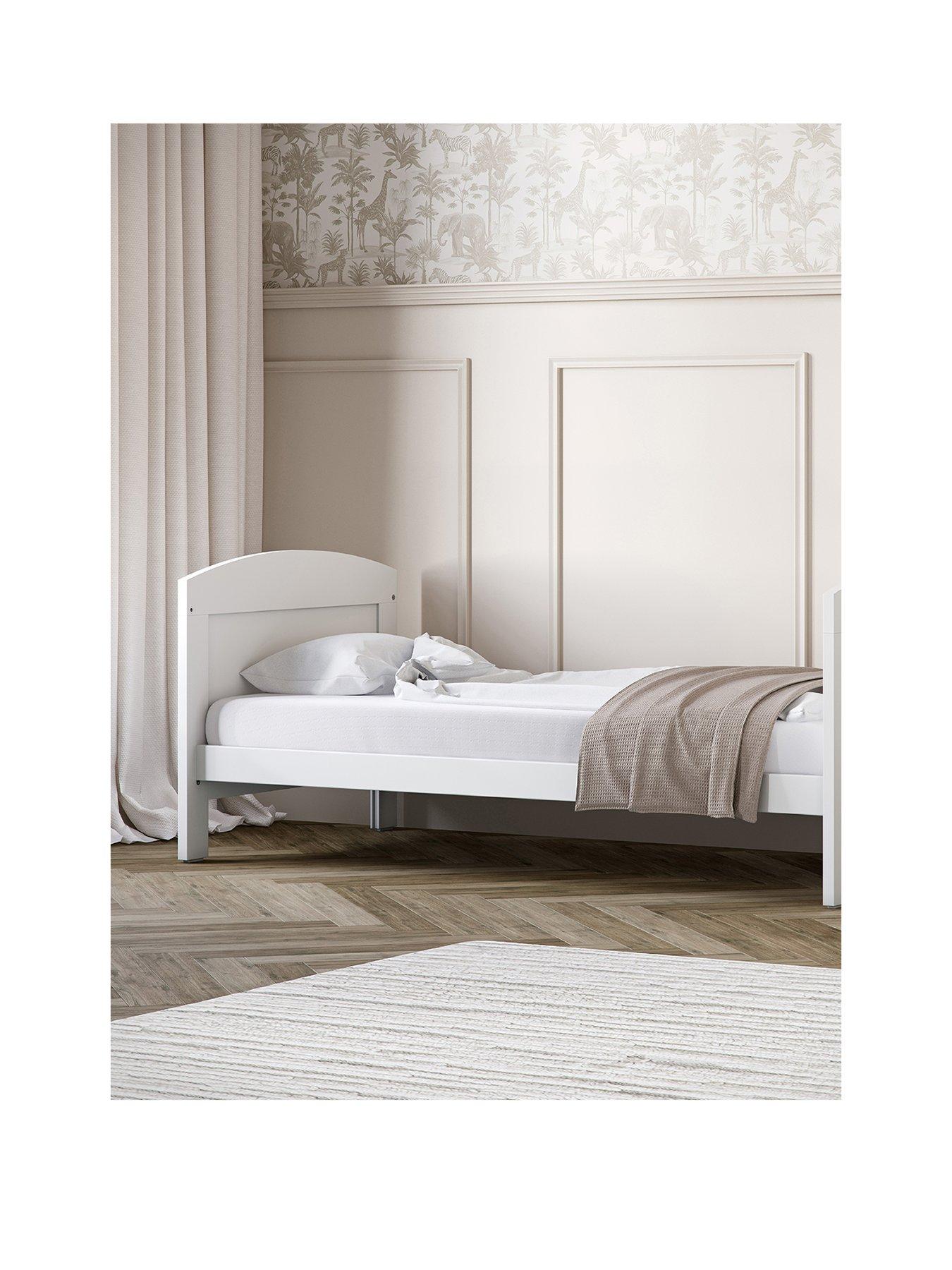 Image 3 of 6 of Silver Cross Valencia Cot Bed and TrueFit Cot Mattress