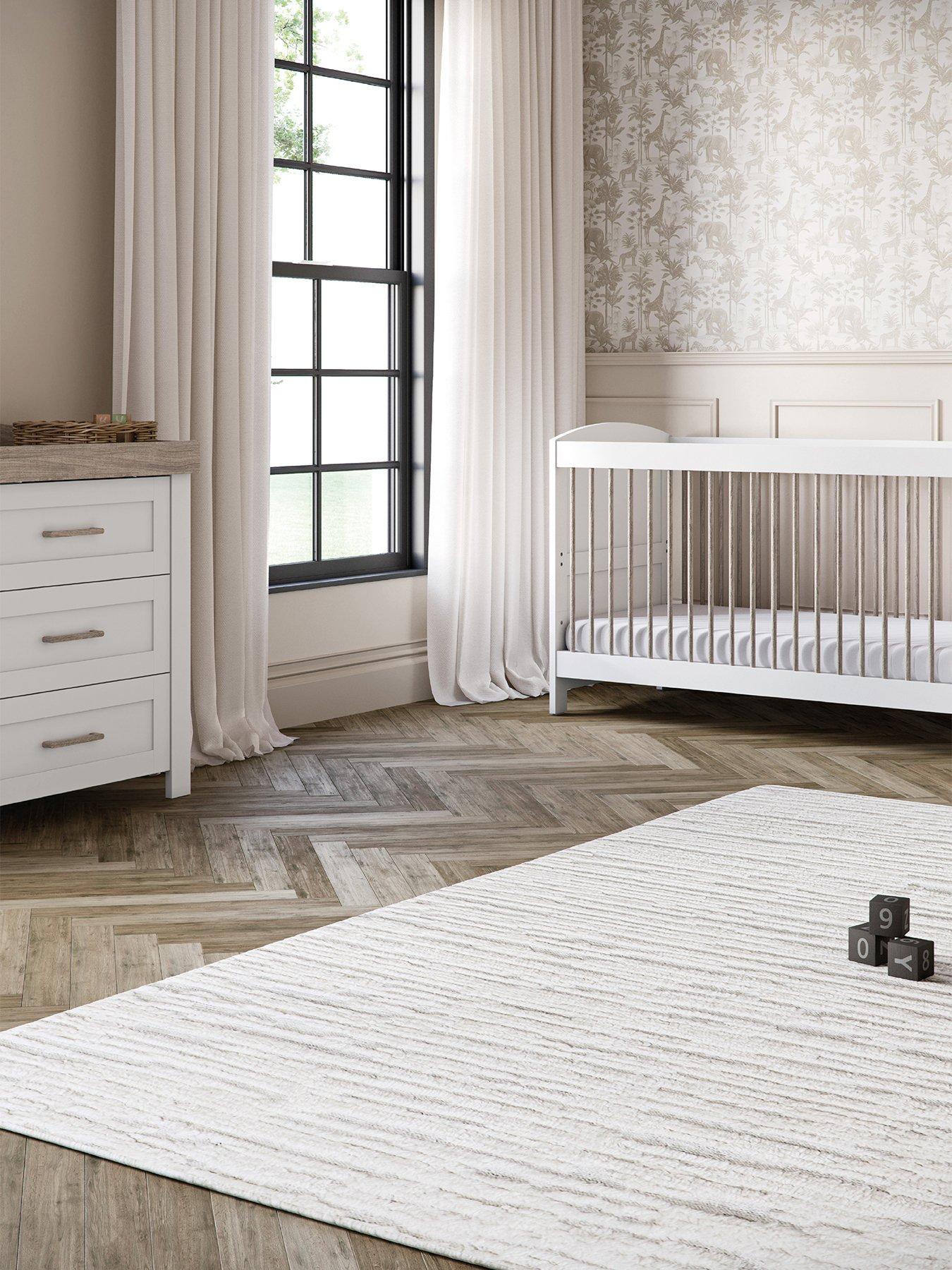 Silver Cross Valencia 2 piece set (Cotbed and Dresser)