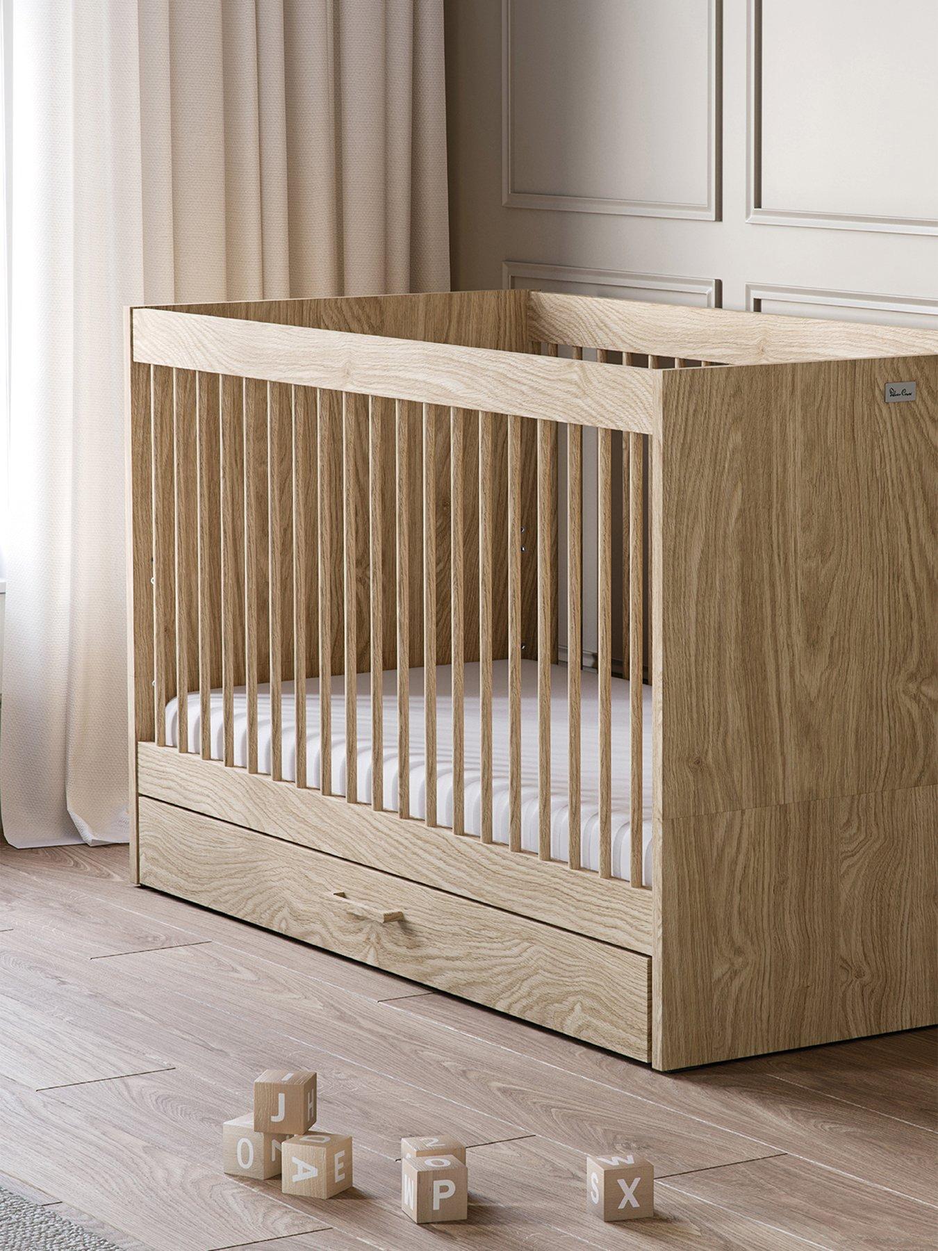 silver-cross-geneva-cot-bed-and-truefit-eco-fiber-mattress