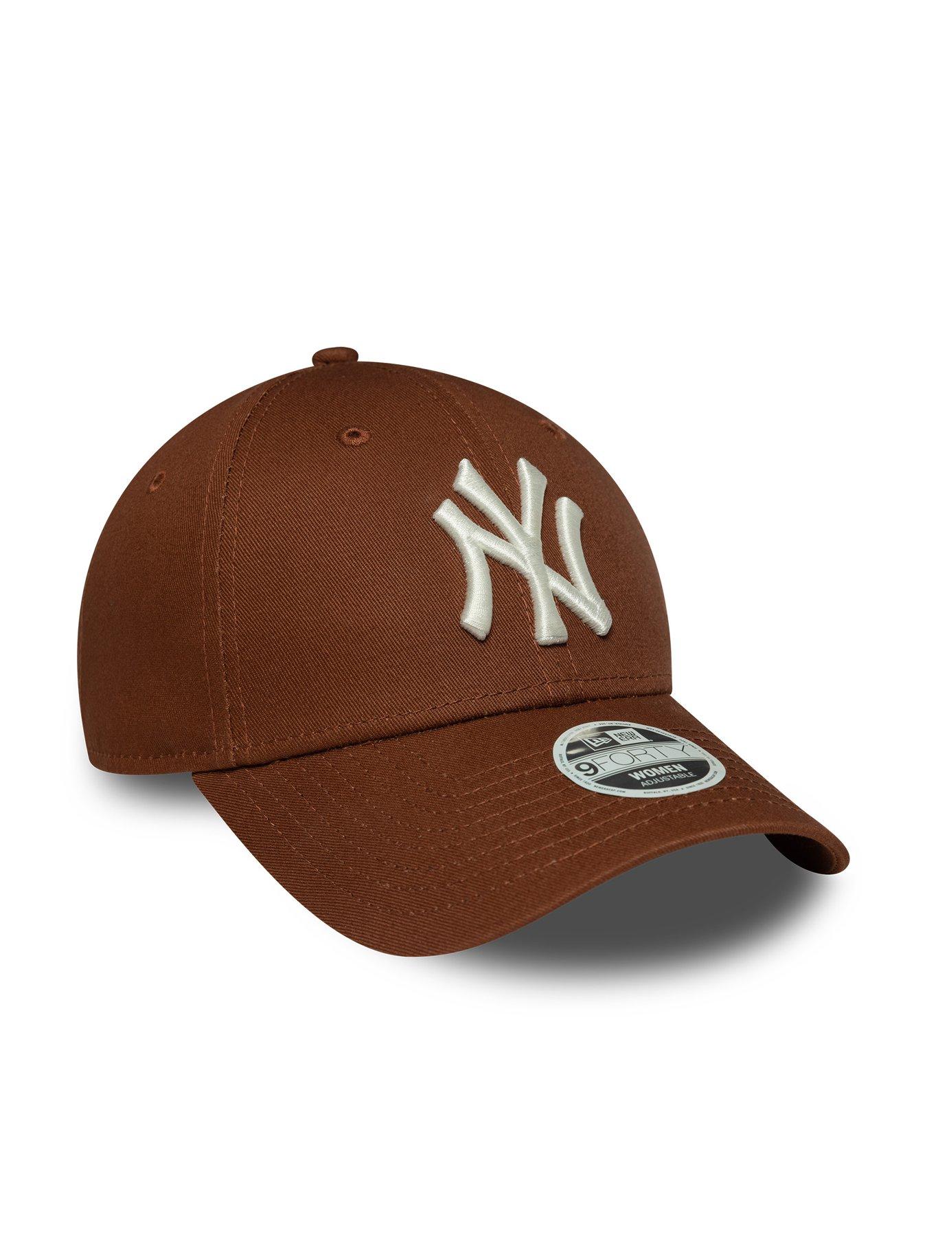 Image 3 of 4 of New Era Women's League Essential 9forty Cap -red