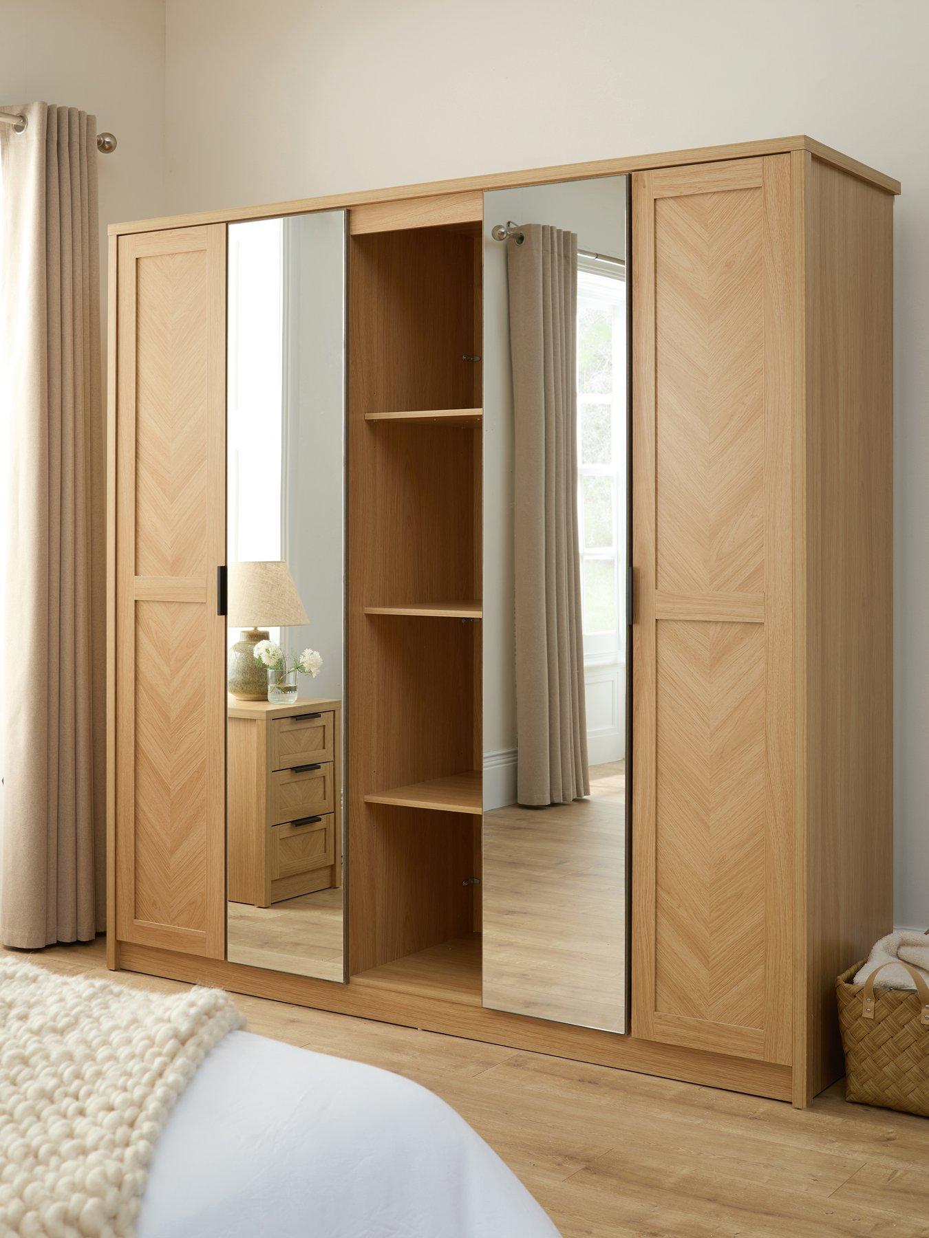 undefined Chevry 5 Door Mirrored Wardrobe