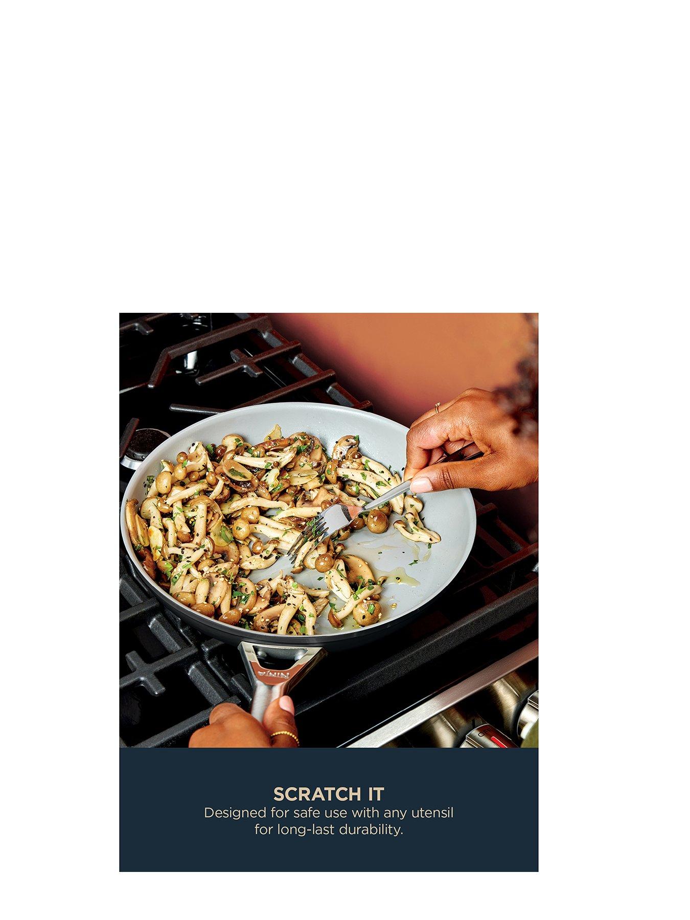 Image 2 of 7 of NINJA Zerostick Ceramic Pro 28cm Wok