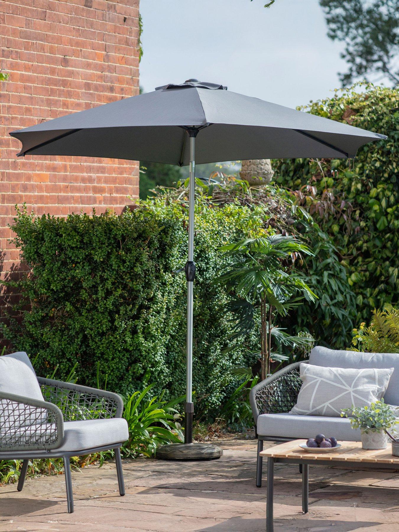 Gallery Direct Vazzano 2.7m Parasol Grey