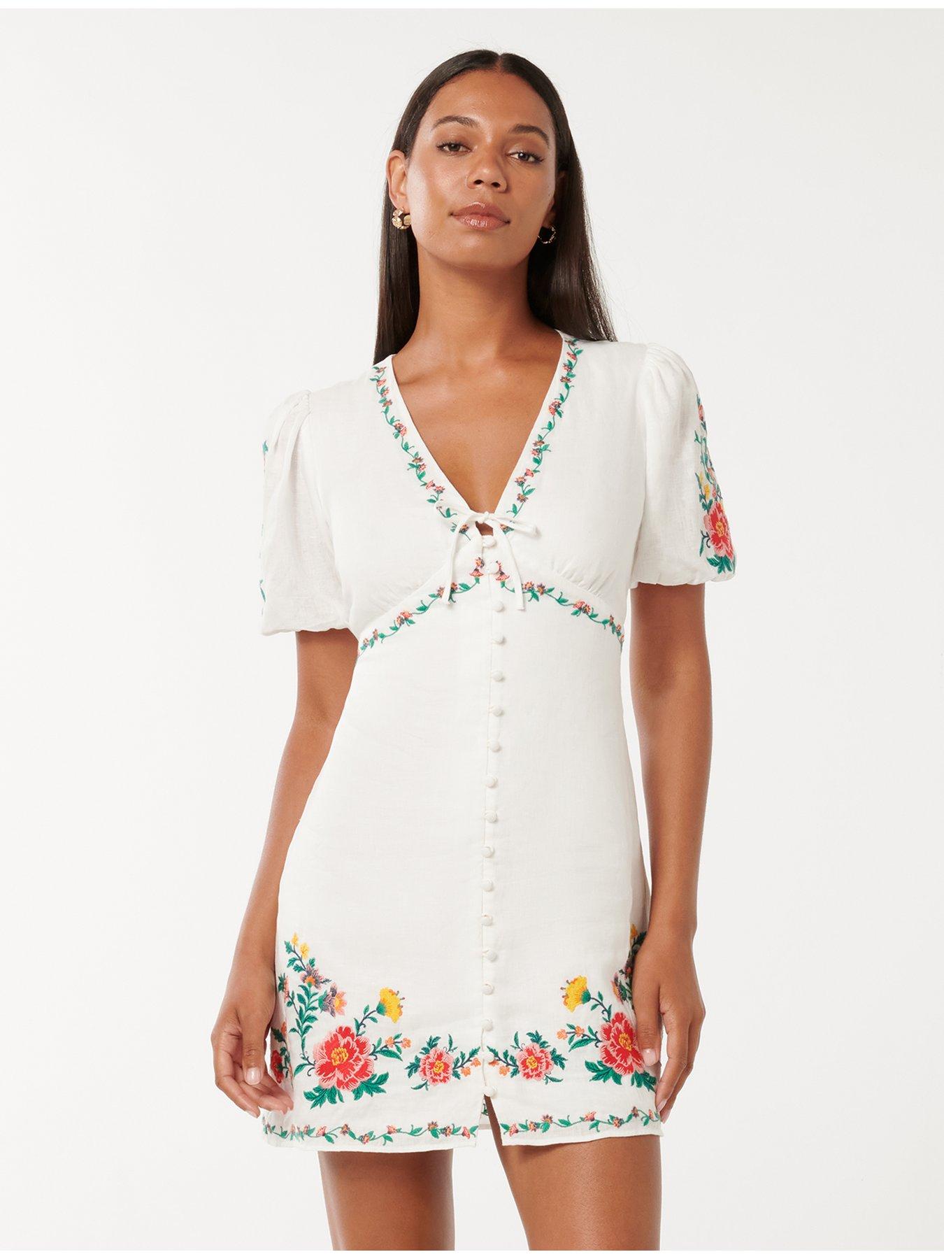 Image 3 of 5 of Forever New Veanne Embroidered Tea Mini - White