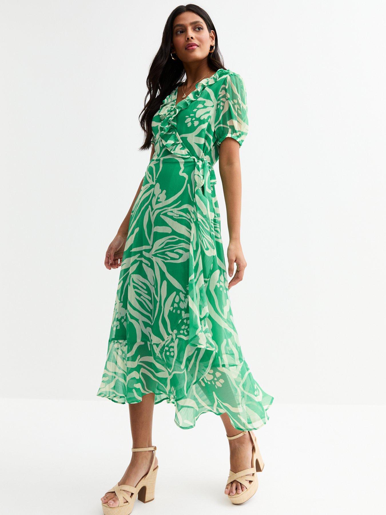 undefined Green Chiffon Leaf Print Midi Dress