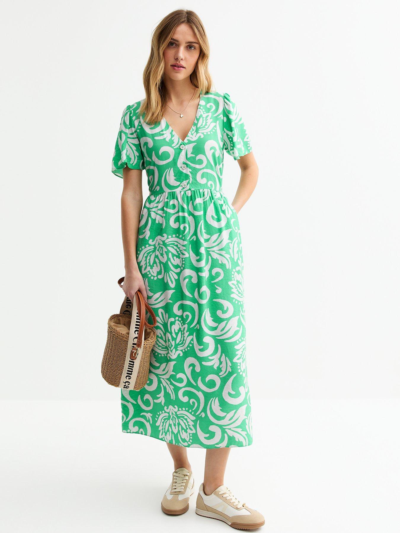 new-look-green-pattern-print-buttoned-midi-dress