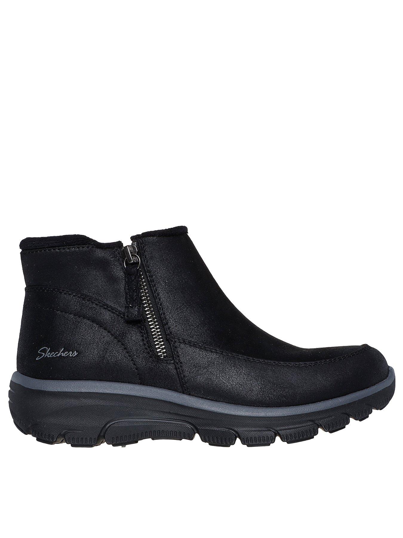 Skechers Easy Going Into Fall Boot - Black