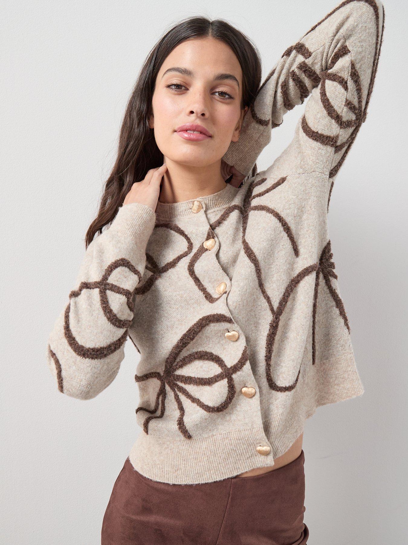The Very Collection Crew Neck Brushed Yarn Bow Jacquard Jumper - Beige