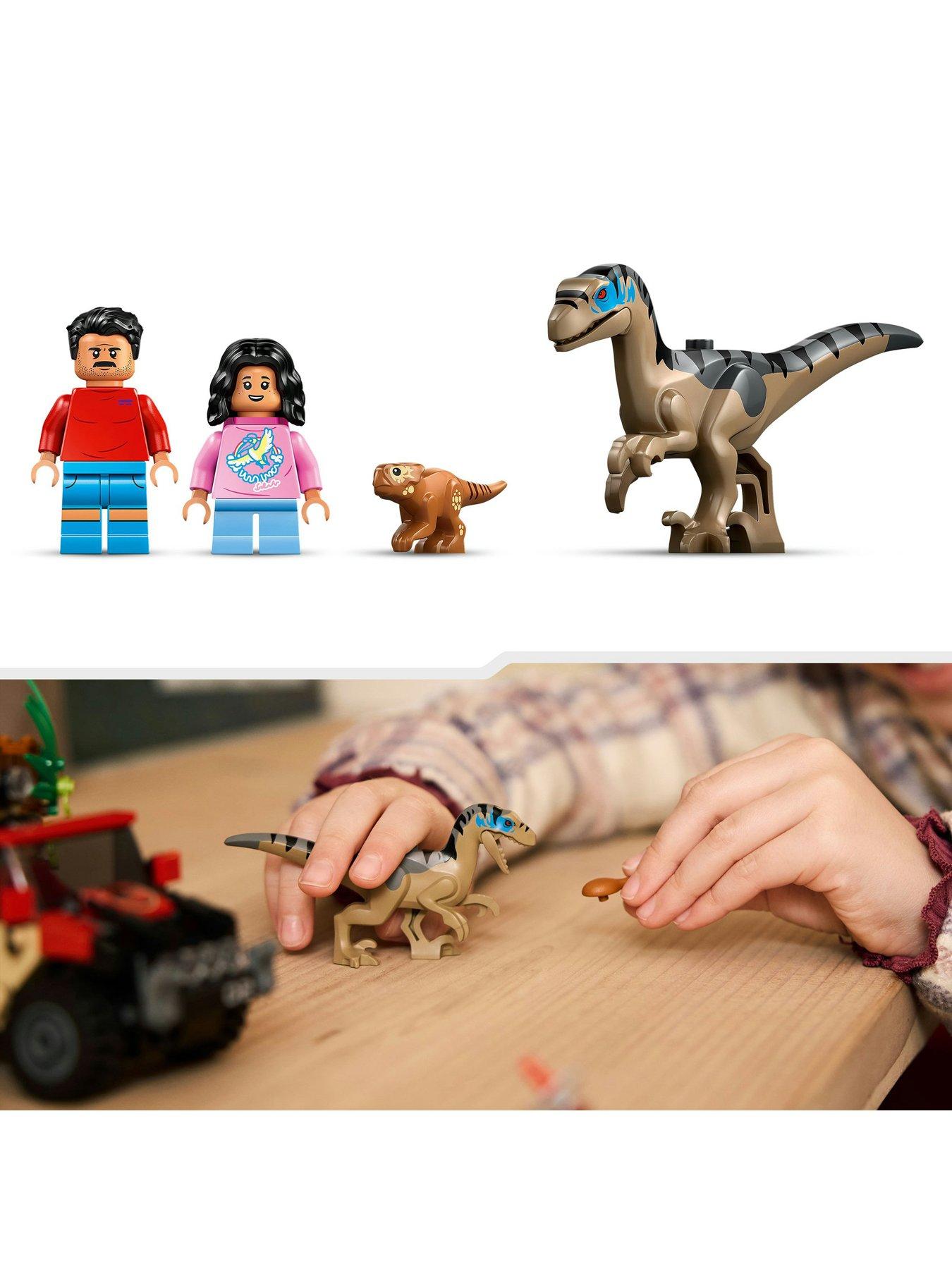 Image 4 of 8 of LEGO Jurassic World Raptor Off-Road Escape Toy 76972