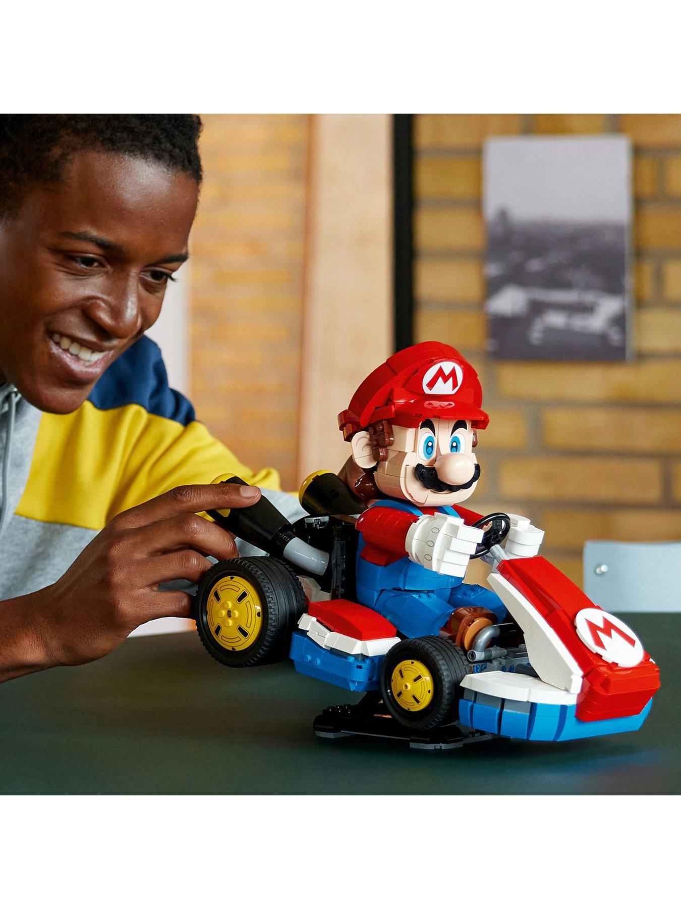 Image 6 of 8 of LEGO Super Mario Mario Kart &ndash; Mario &amp; Standard Kart Set 72037