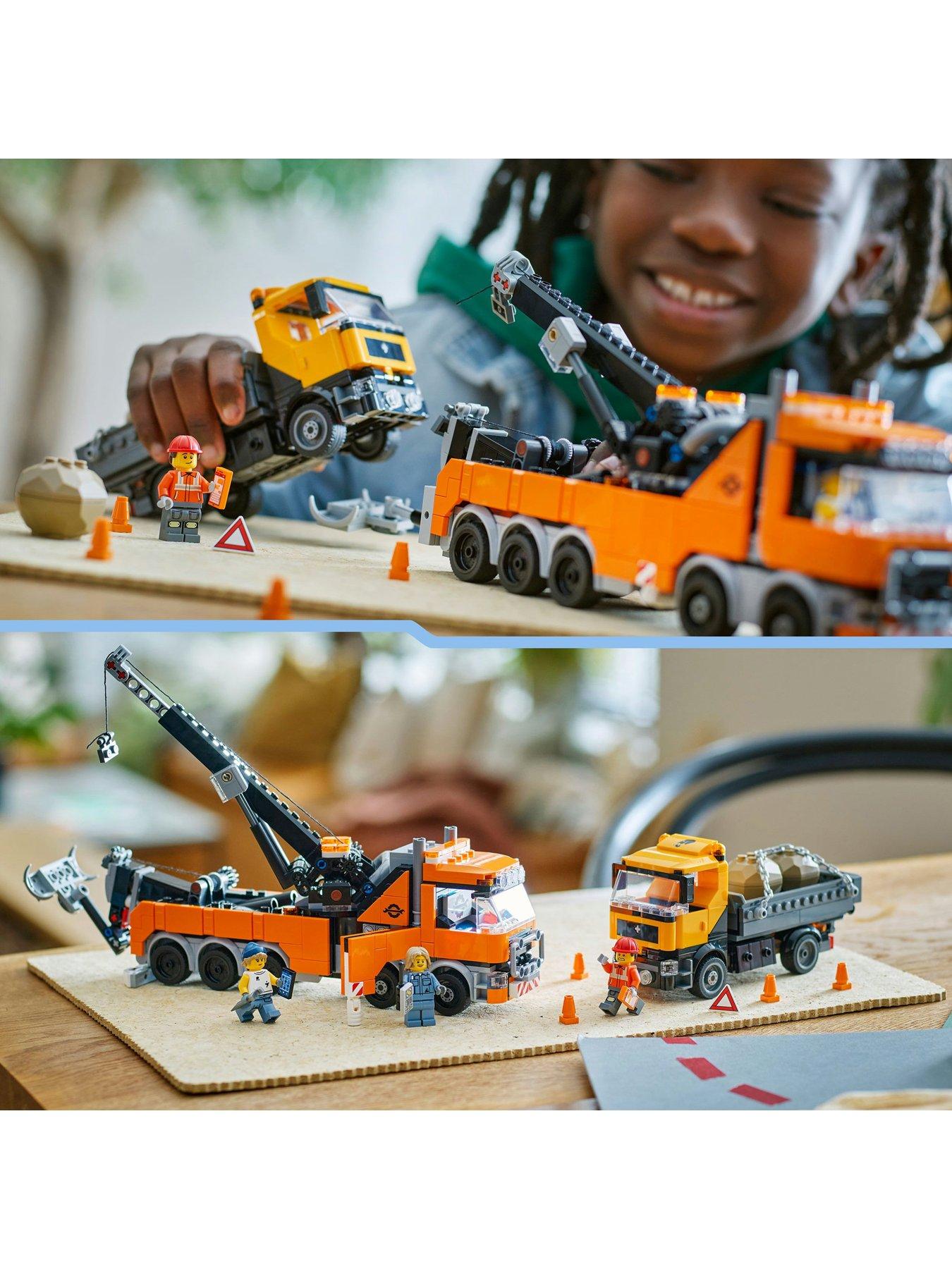  image of lego-city-city-heavy-duty-recovery-tow-truck-with-crane-60467