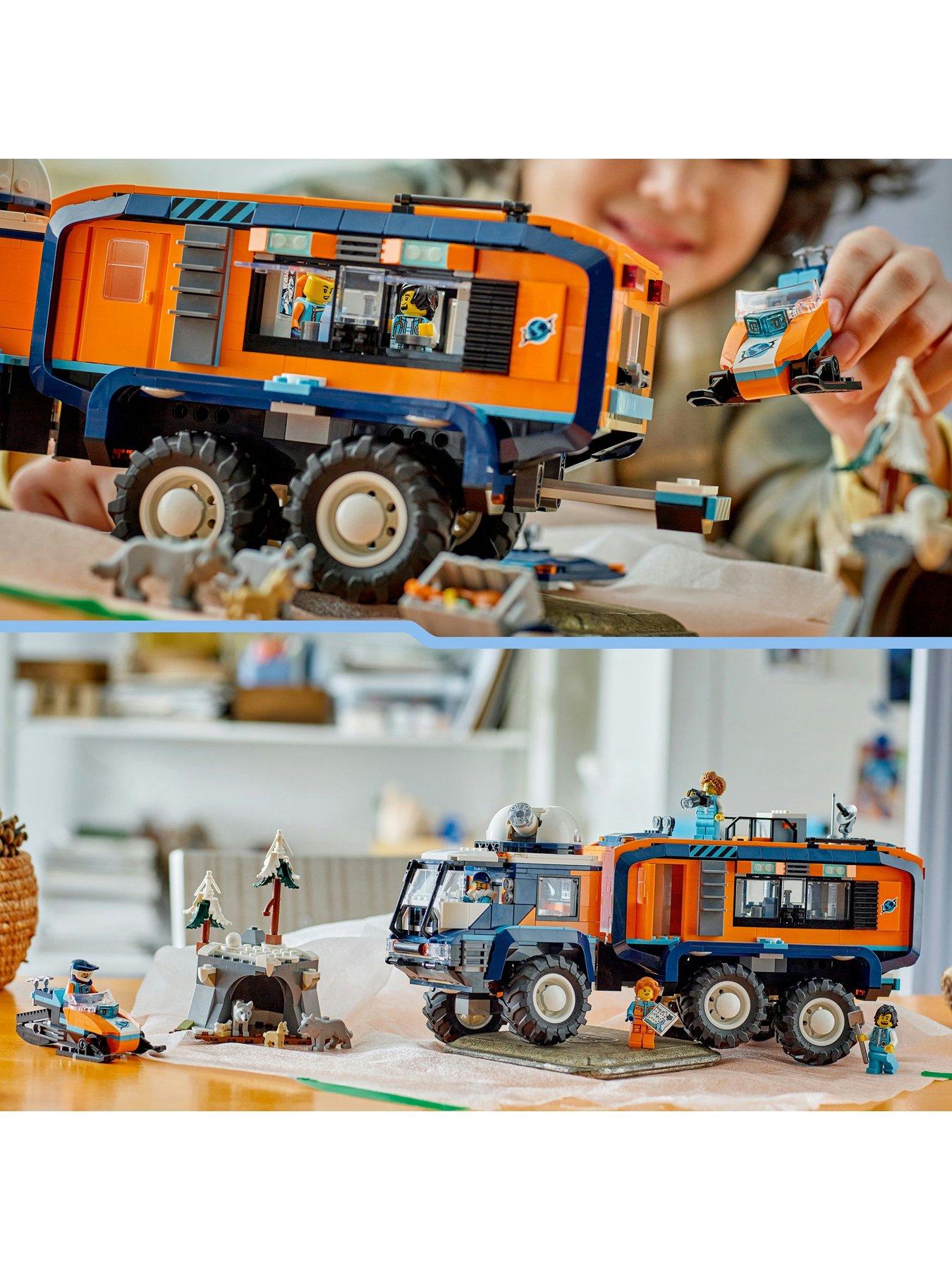  image of lego-city-city-arctic-explorer-science-lab-truck-60471
