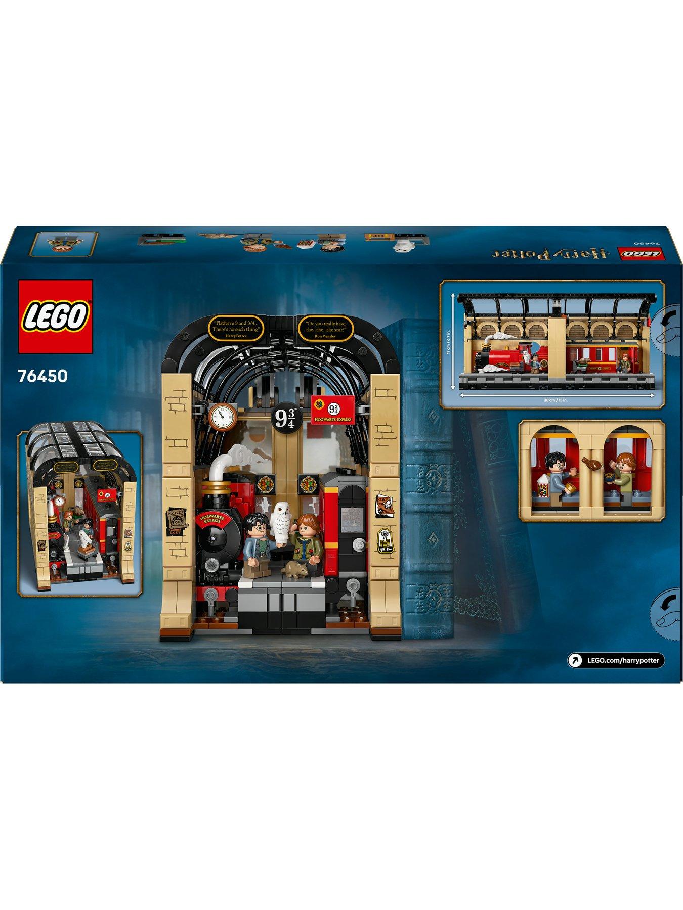 Image 7 of 8 of LEGO Harry Potter Book Nook: Hogwarts Express 76450