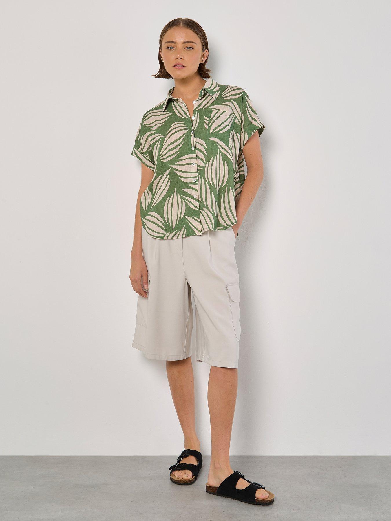  image of apricot-oversized-shells-linen-blend-shirt-green
