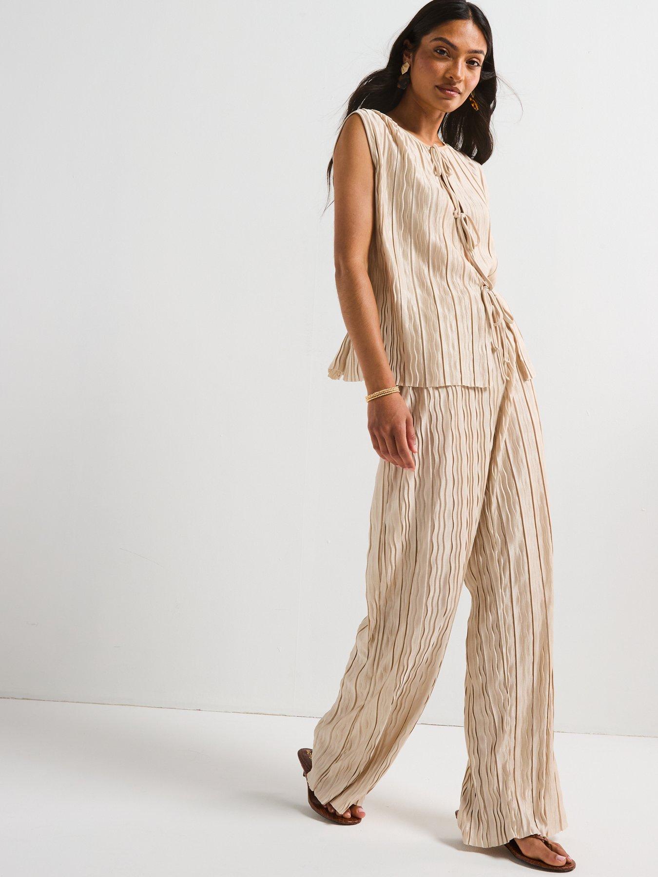 Image 3 of 5 of V by Very Tie Front Textured Top Co-Ord - Nude