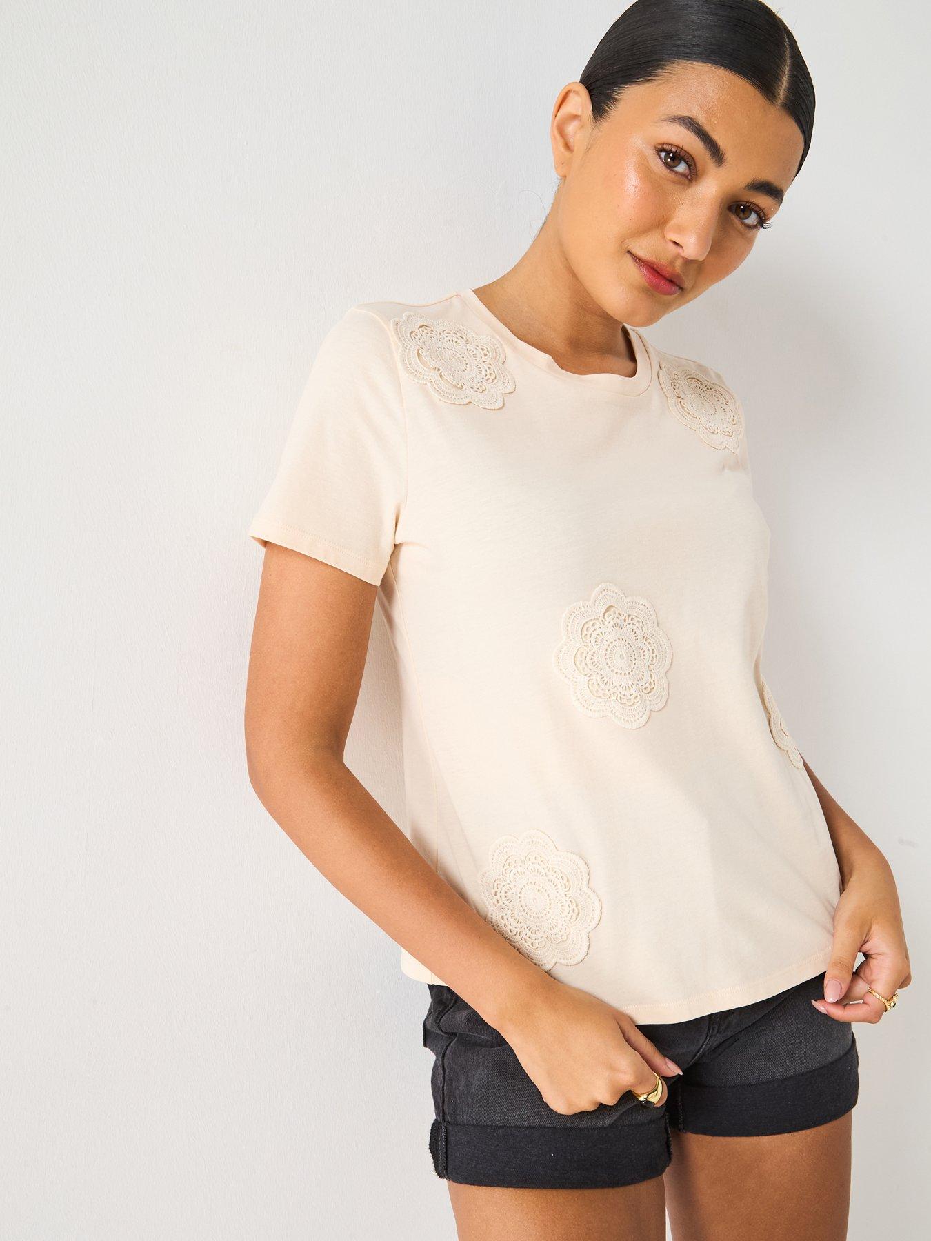 undefined Crochet Flower T-Shirt - Taupe