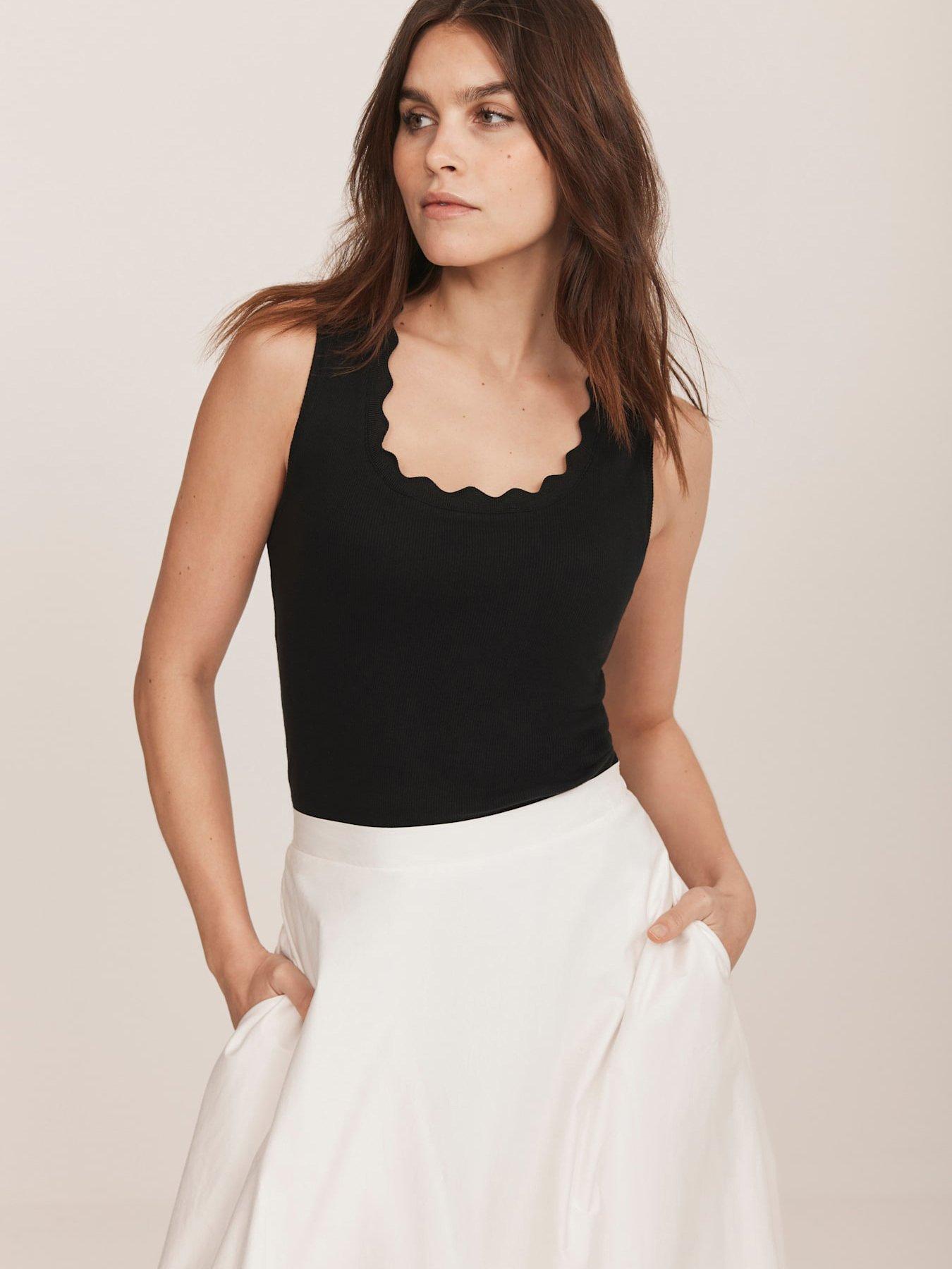 undefined Scallop Trim Vest - Black