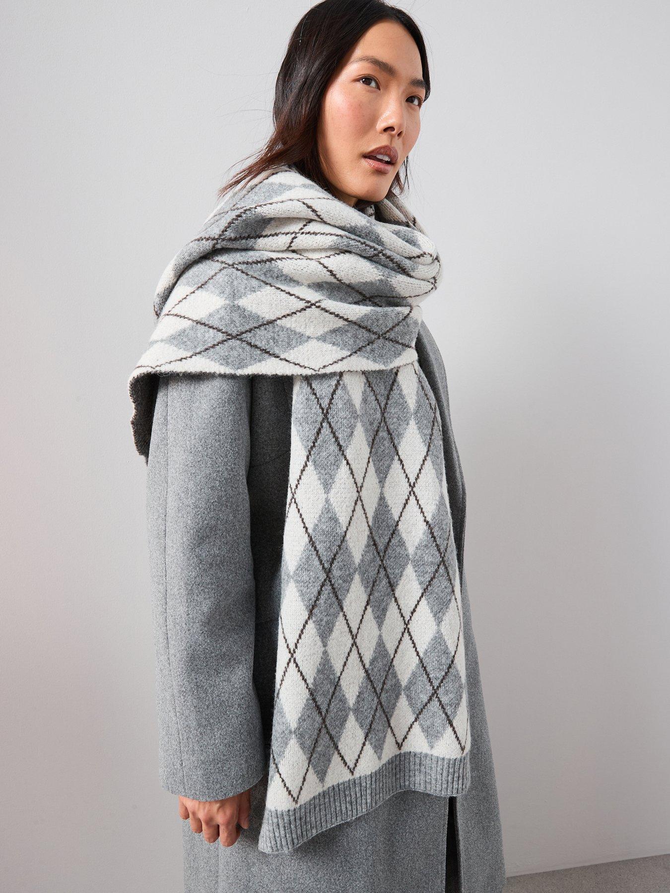 Image 1 of 5 of The Very Collection Knitted Argyle Scarf With Wool - Grey