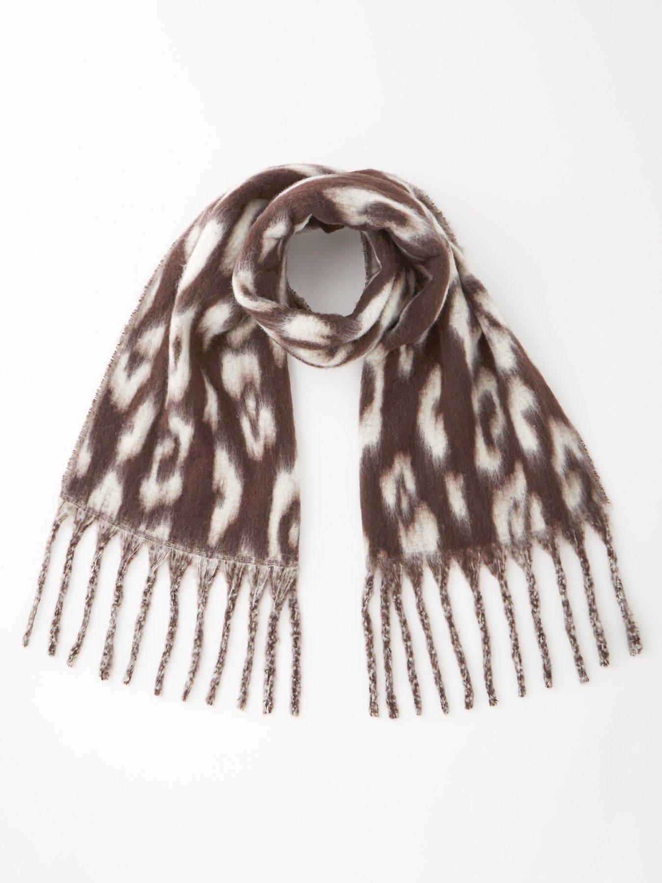 The Very Collection Brushed Leopard Tassel Scarf - Chocolate