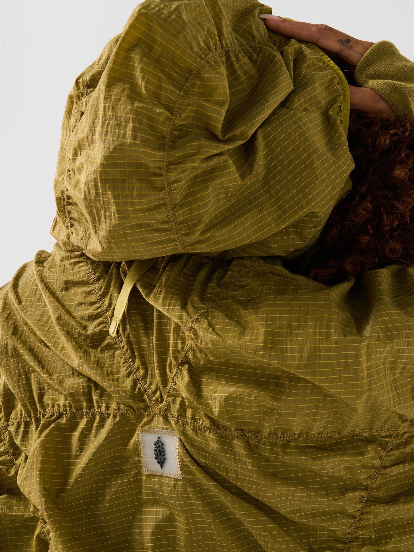 Image 5 of 6 of FP Movement Womens Training Light Packer Hike 1/4&nbsp;Zip&nbsp;Jacket- Green