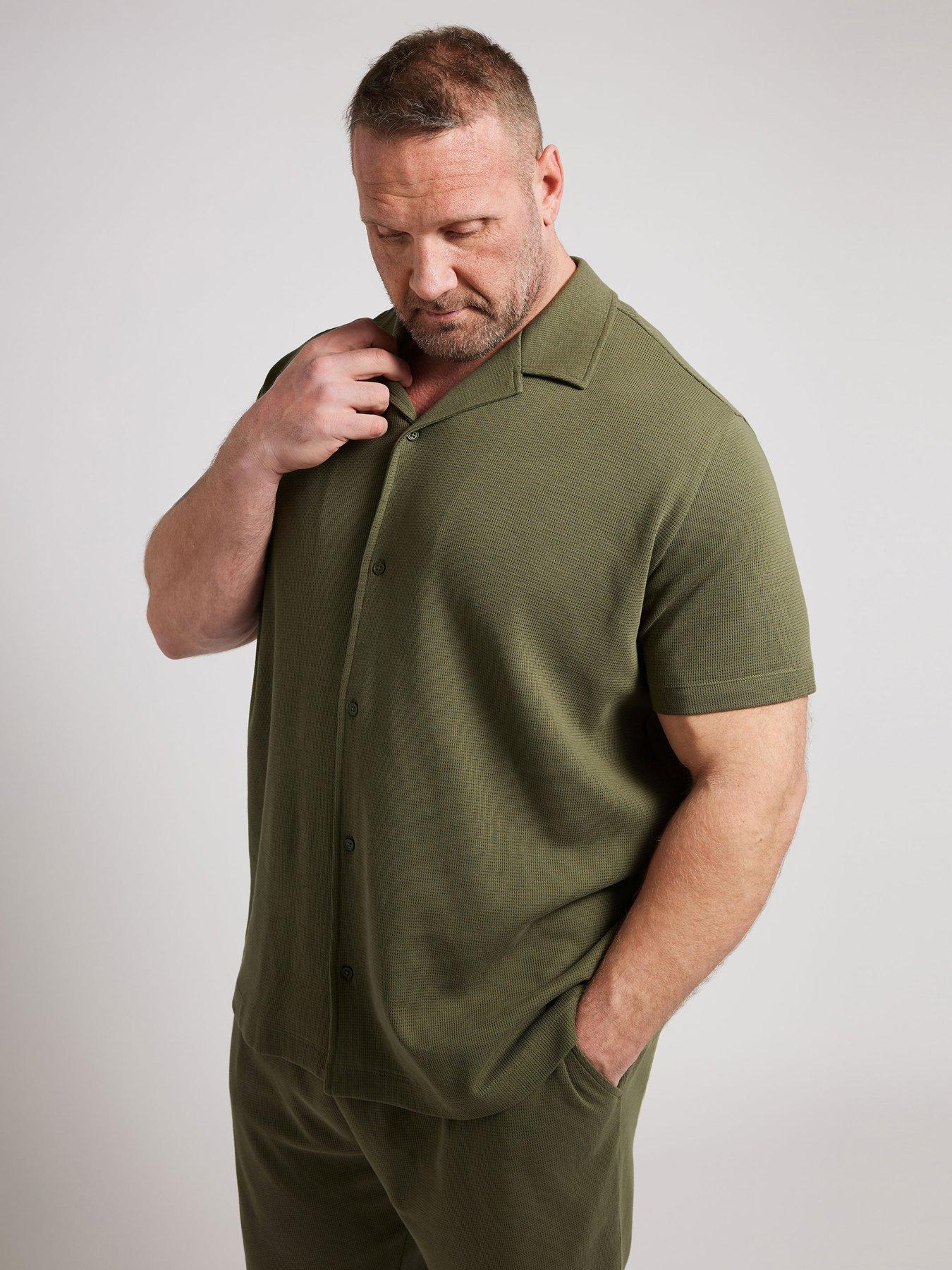  image of badrhino-textured-short-sleeve-polo-shirt-green