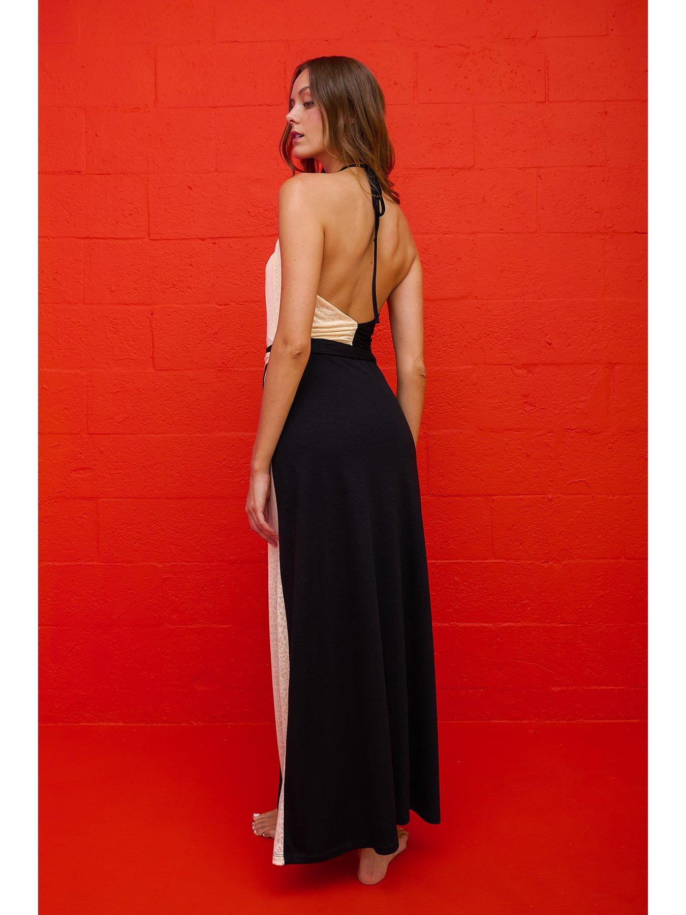 Image 2 of 4 of PITUSA Colourblock Wrap Lightweight Beach Dress - Black