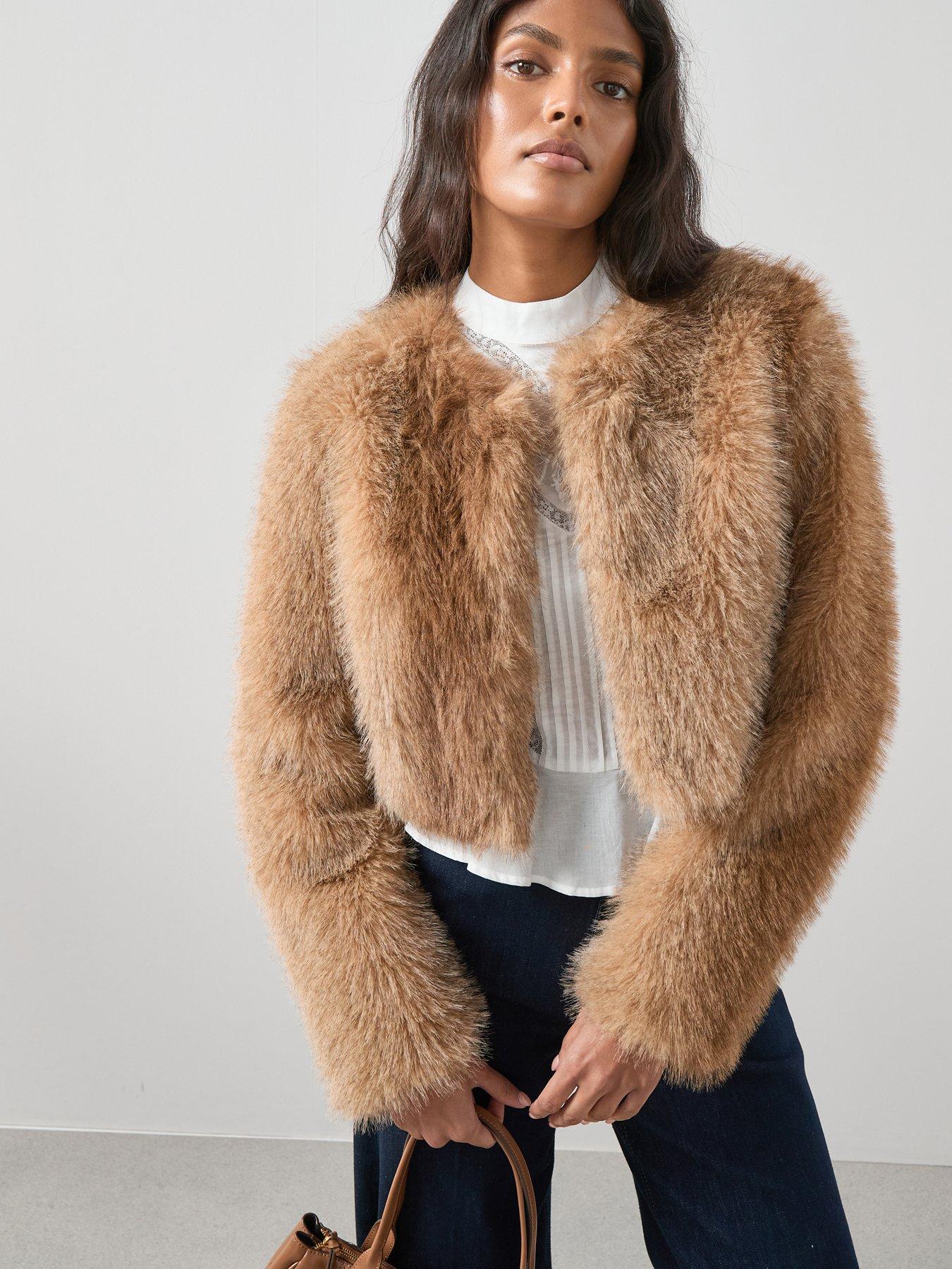 undefined Short Faux Fur Jacket - Brown