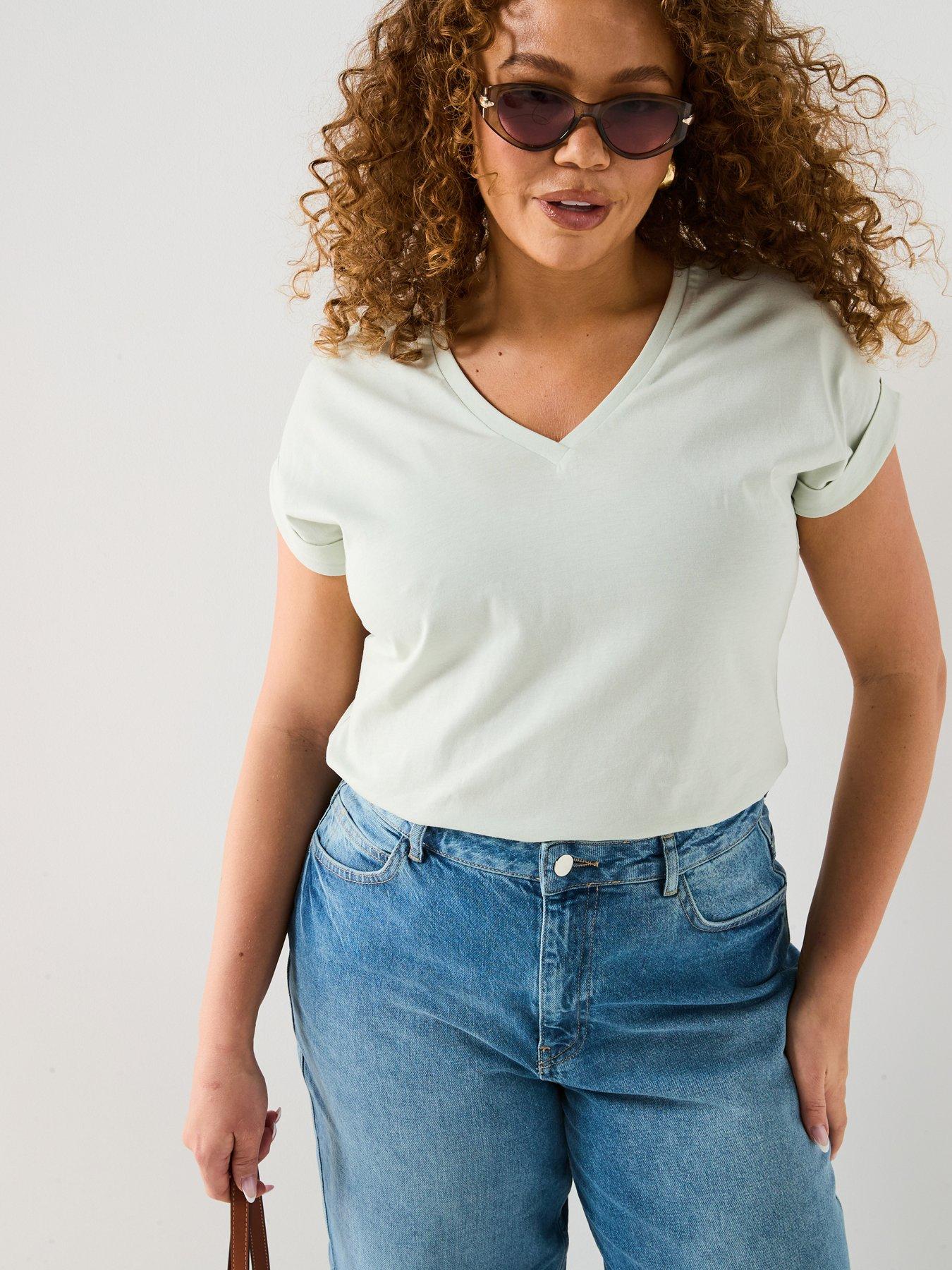 undefined V Neck Pocket T-shirt