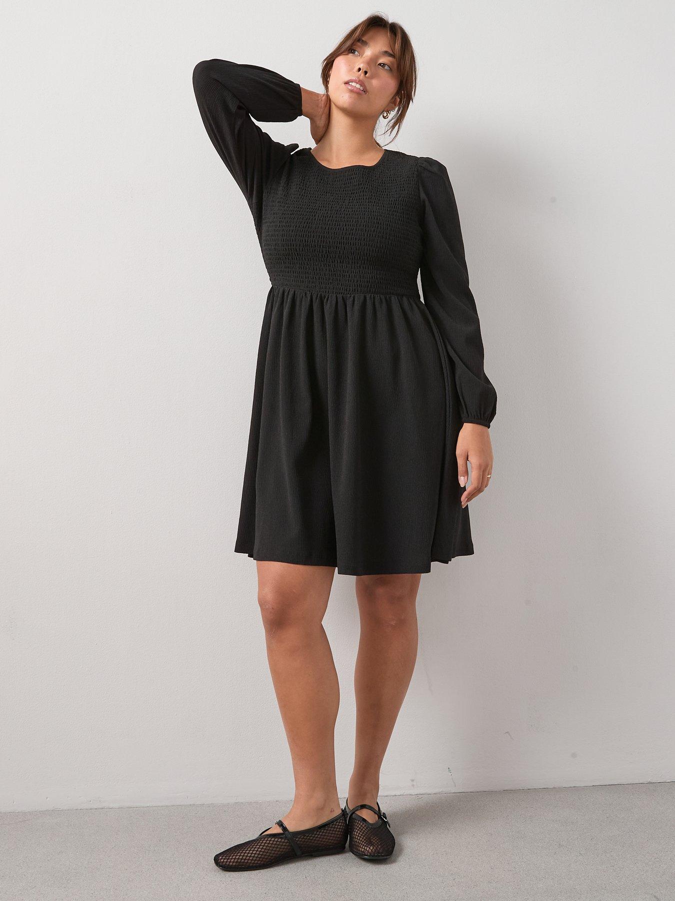 Image 5 of 6 of V by Very Curve Stretch Crinkle Mini Dress - Black