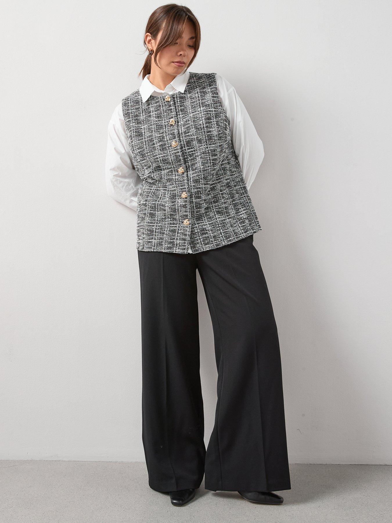 Image 5 of 6 of V by Very Curve Boucle Waistcoat - Black