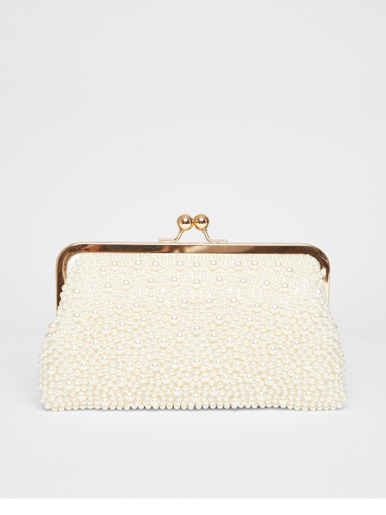 quiz-bridal-white-pearl-pouch-bag
