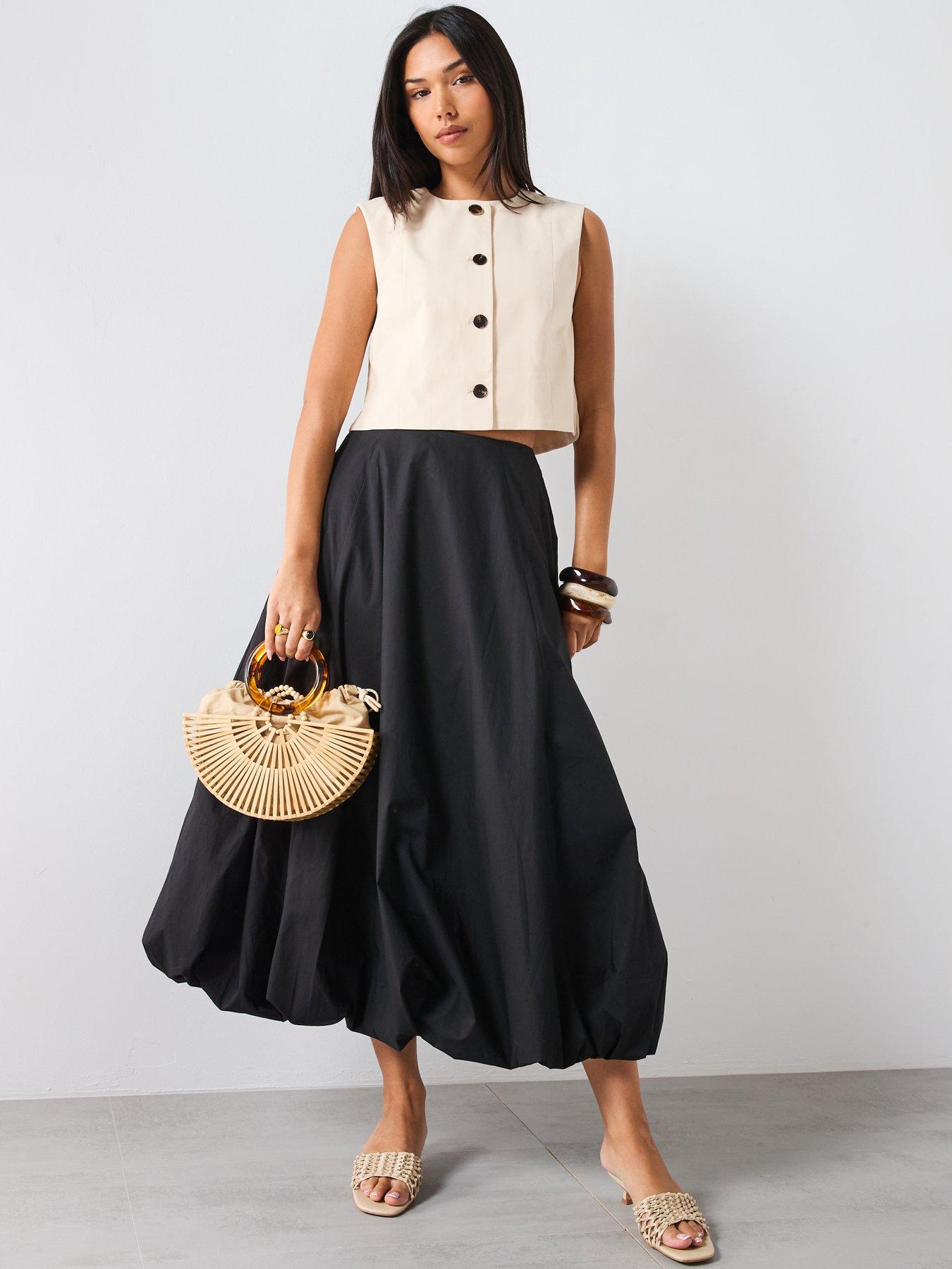  image of mango-cotton-crop-top-with-buttons-cream