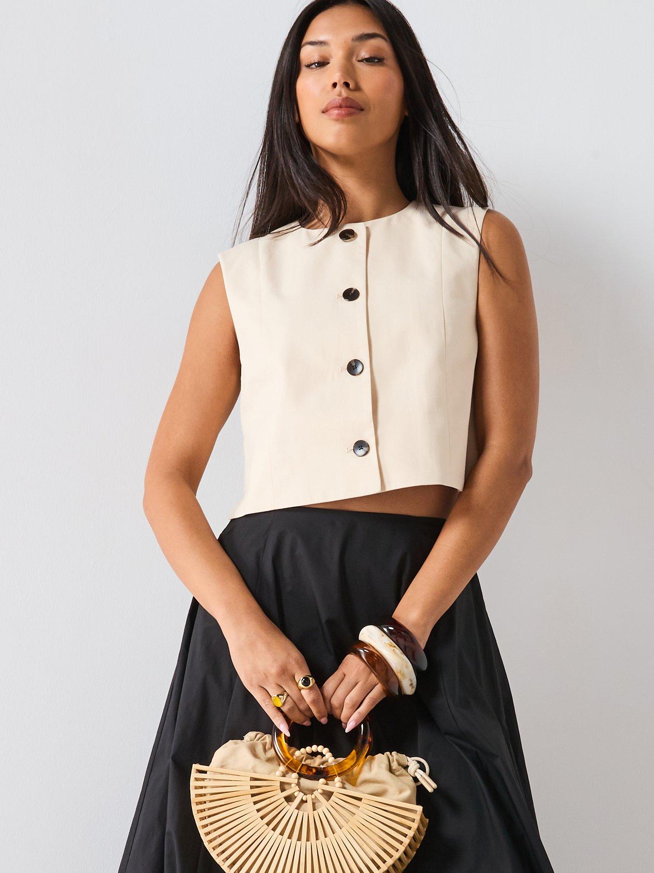  image of mango-cotton-crop-top-with-buttons-cream