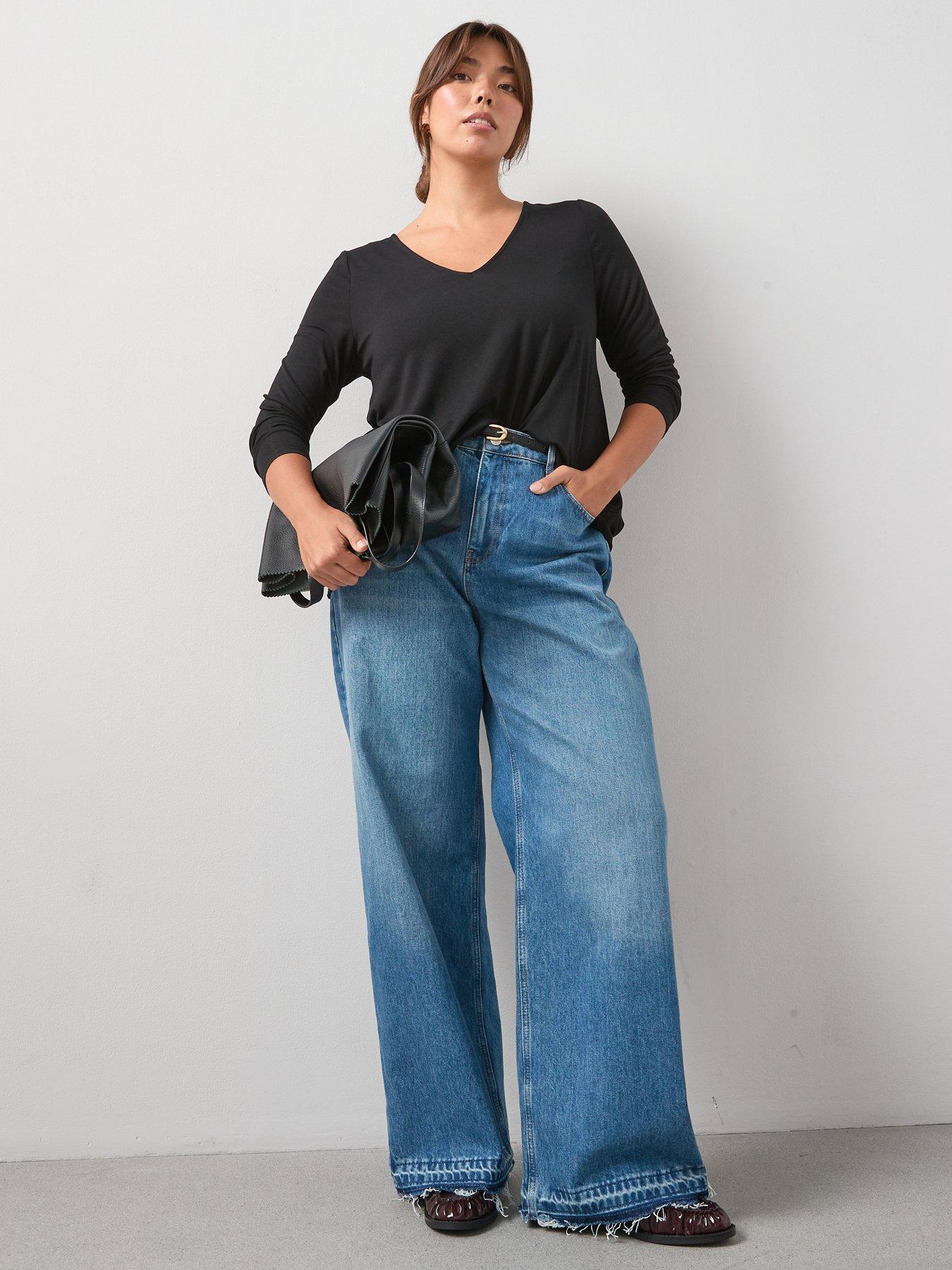 Image 3 of 6 of V by Very Curve V Neck Longline Top - Black