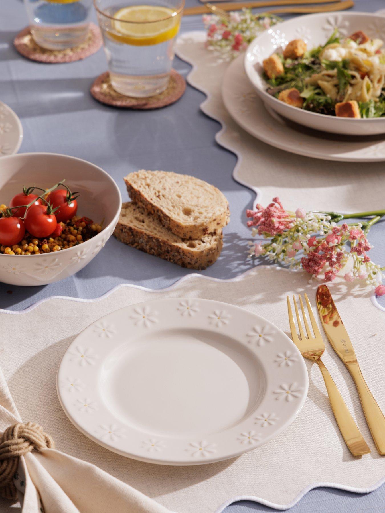 Price & Kensington Daisy Set of 4 Side Plates
