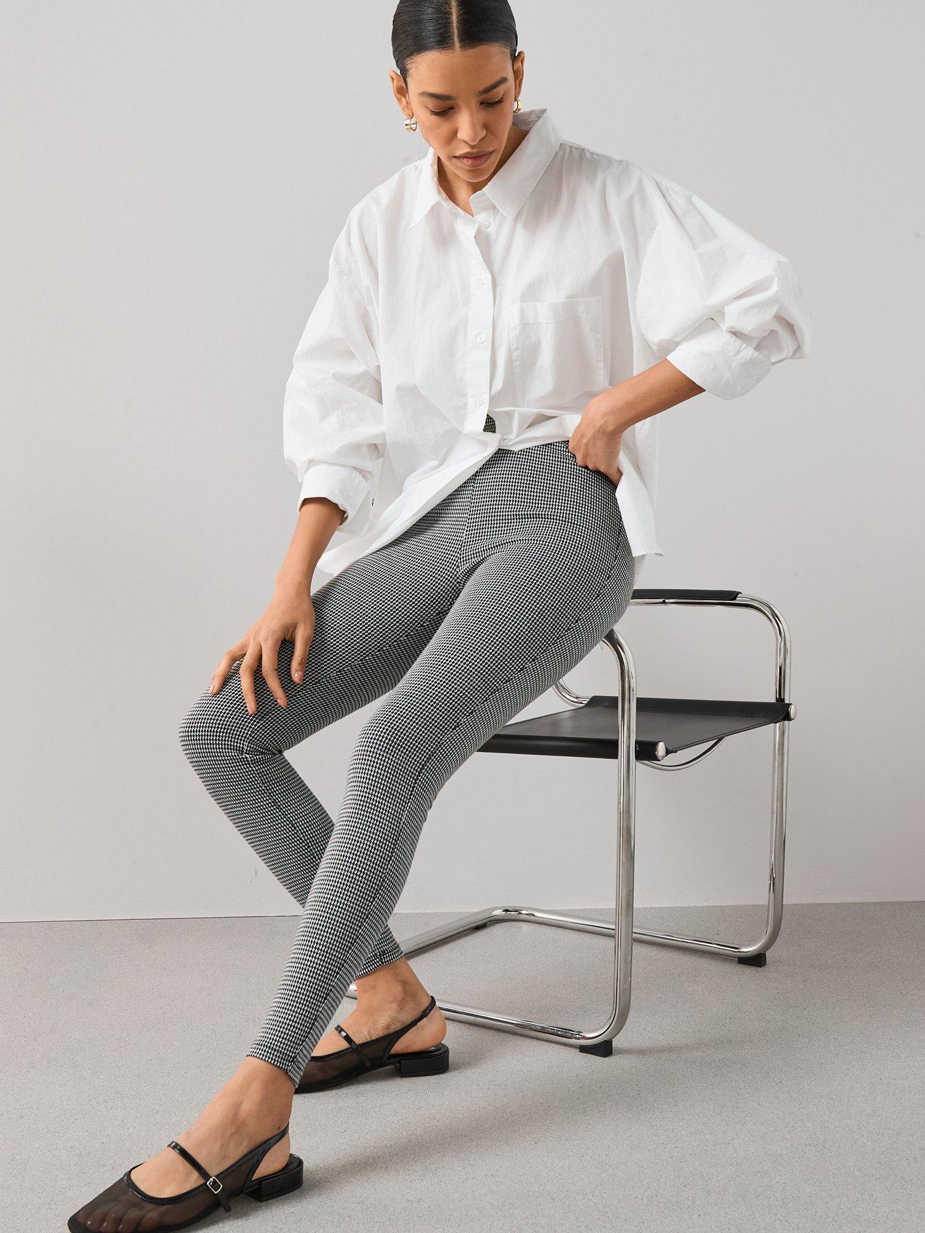 Image 4 of 7 of The Very Collection Check Stretch Leggings - Black
