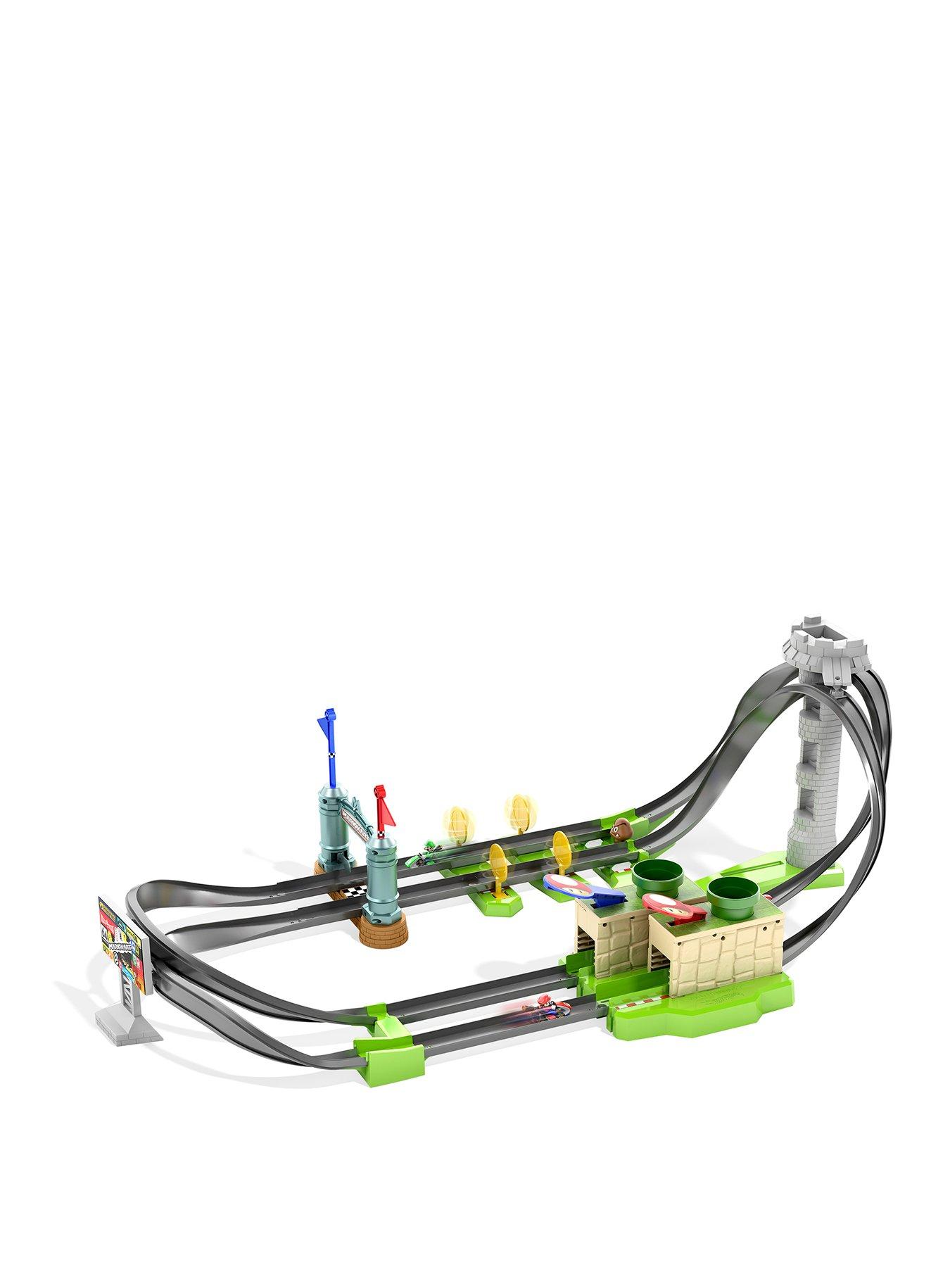 Image 1 of 7 of Hot Wheels Mario Kart Circuit Lite Track Set